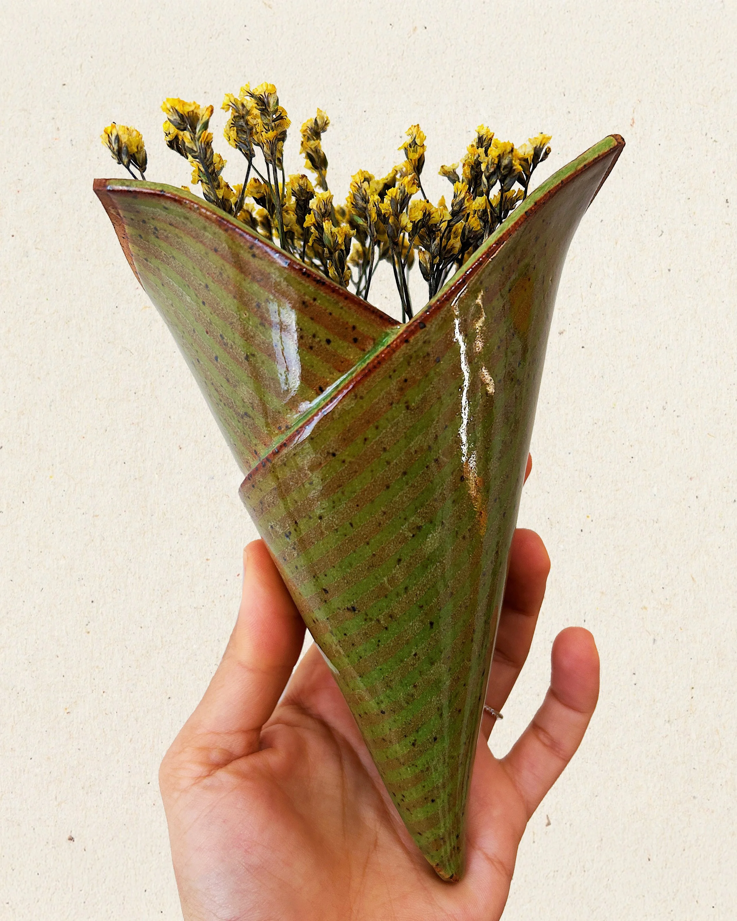 Pistachio Honey Cake 02.jpg