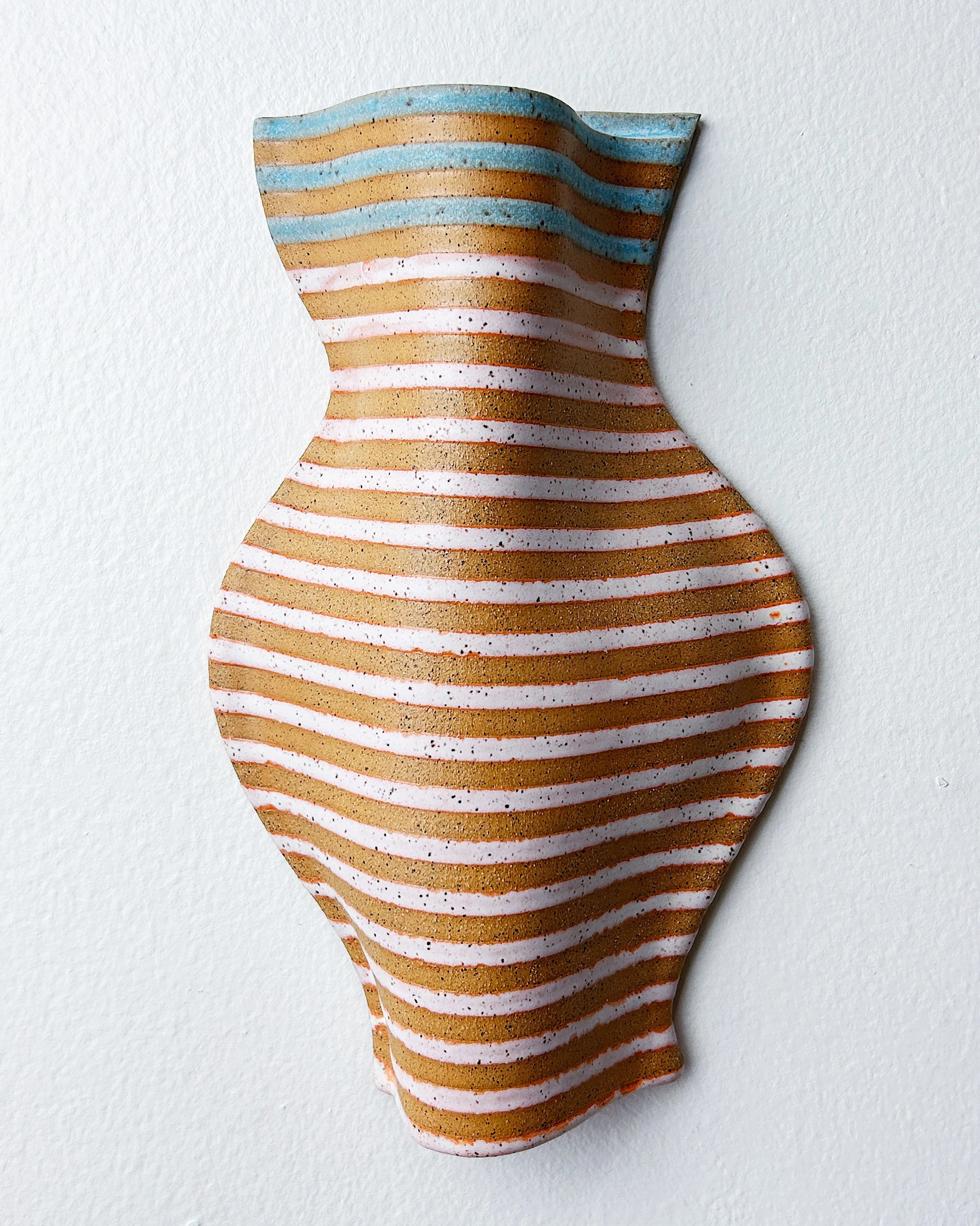 Vase — Layer Cake 03.jpg