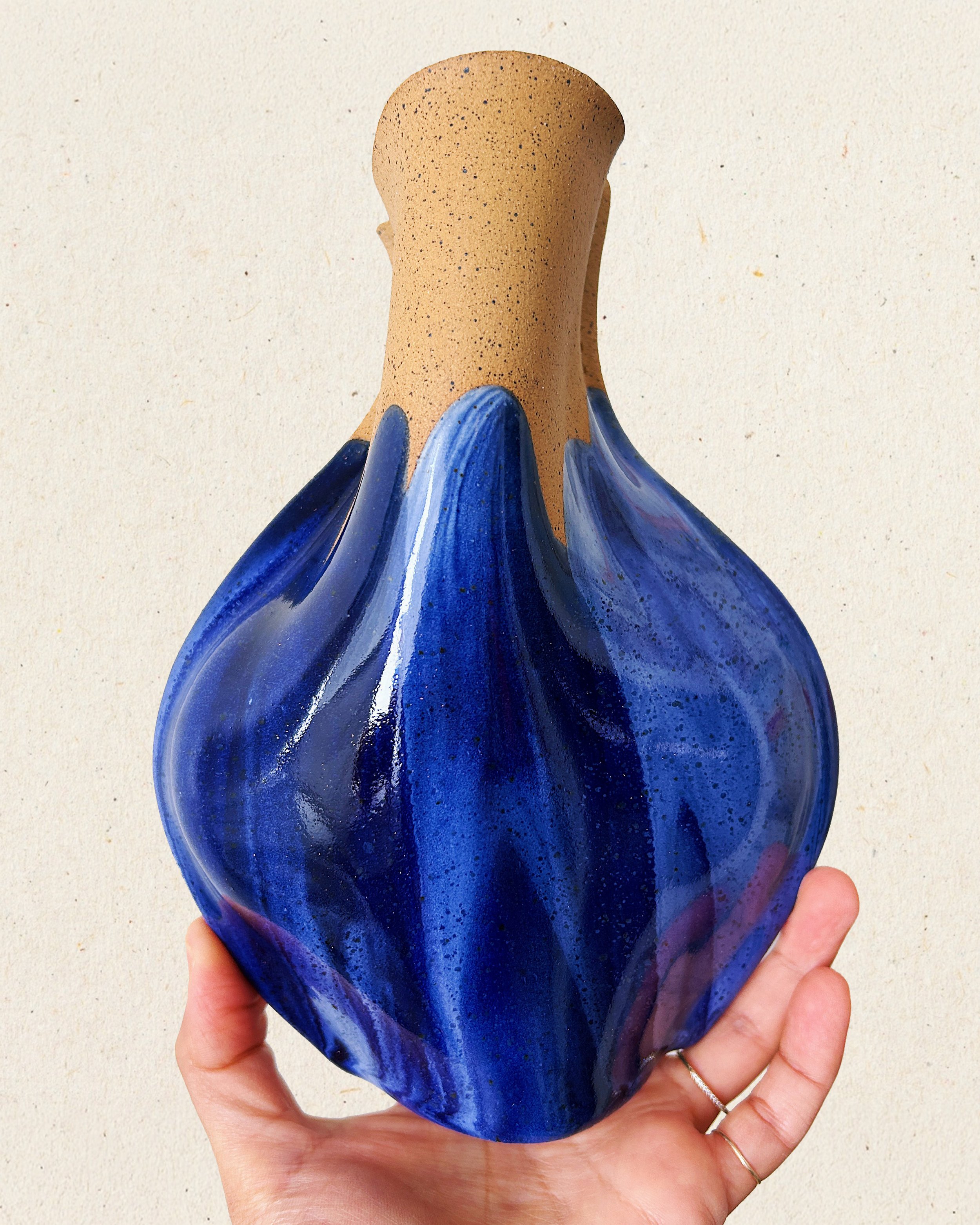 Vase — Blue Velvet 01.jpg