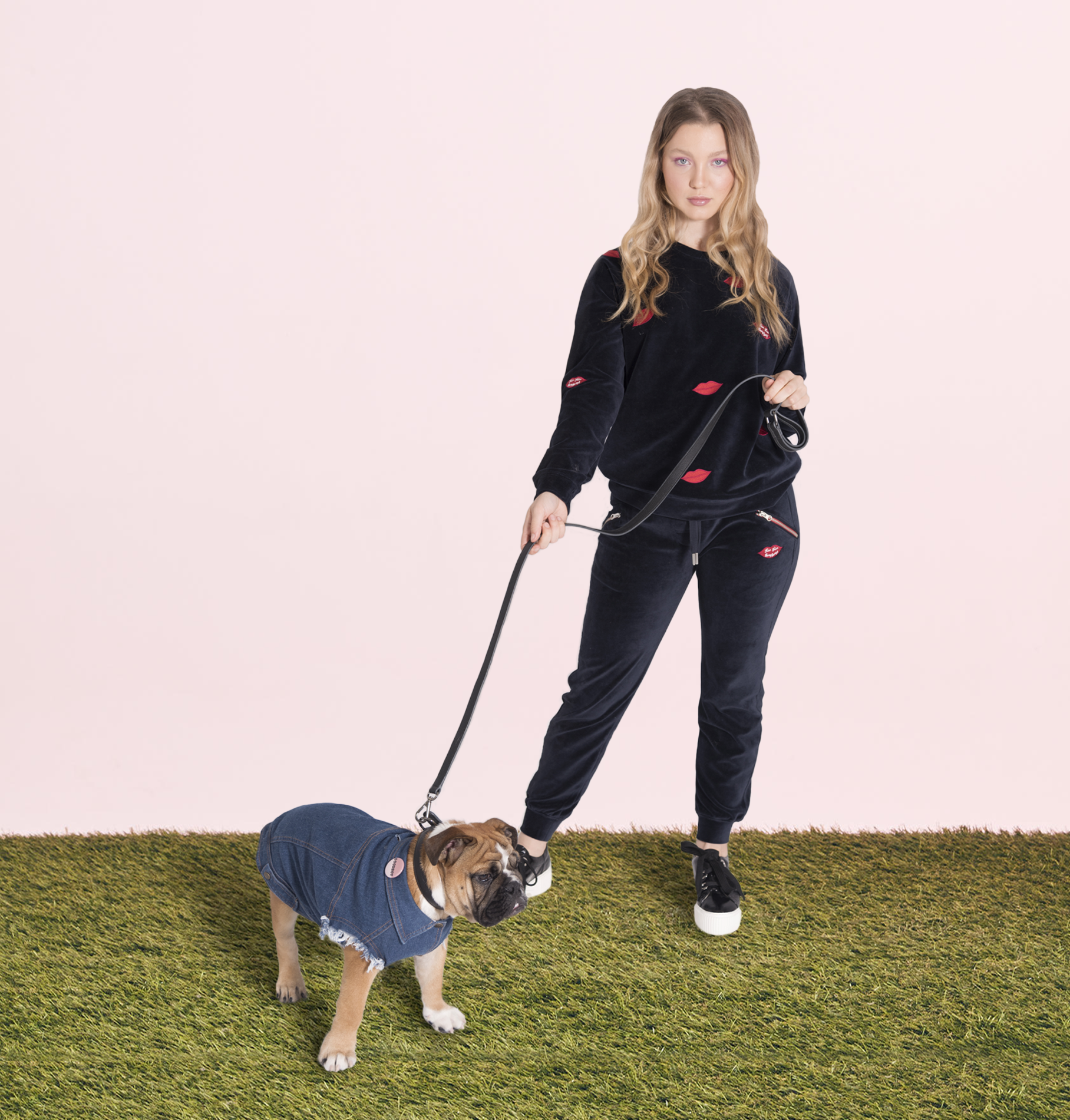 ZOE KARSSEN - KISS KISS BANG BANG SWEATER - GOODBOY