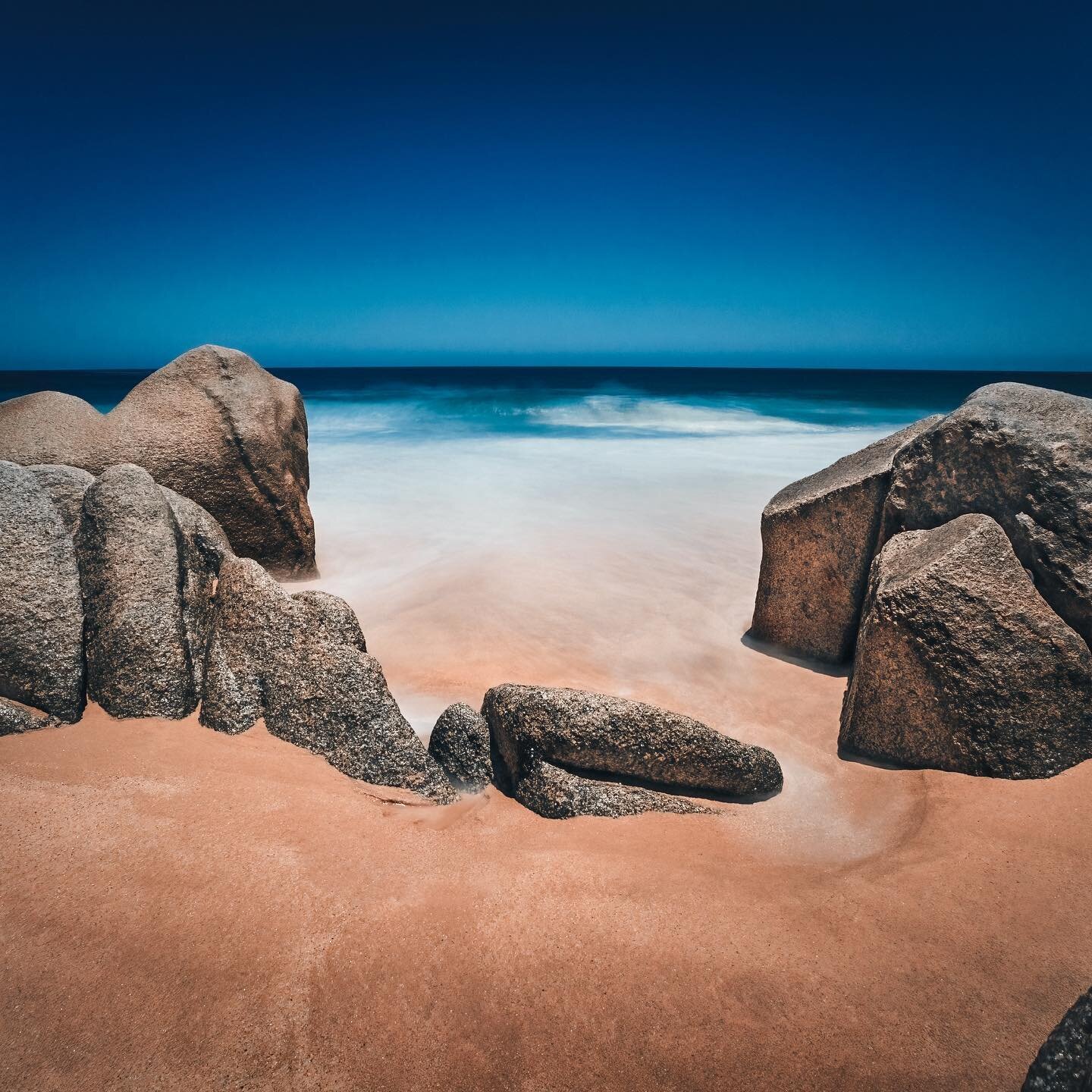 The serene waters of Divorce Beach in Los Cabo&rsquo;s San Lucas in Baja California Mexico&hellip; #Mexico #Cabo #divorcebeach #ocean #bajacalifornia #leefilters #cabosanlucas #landscape #photography #landscapephotography #travel #beautiful #art