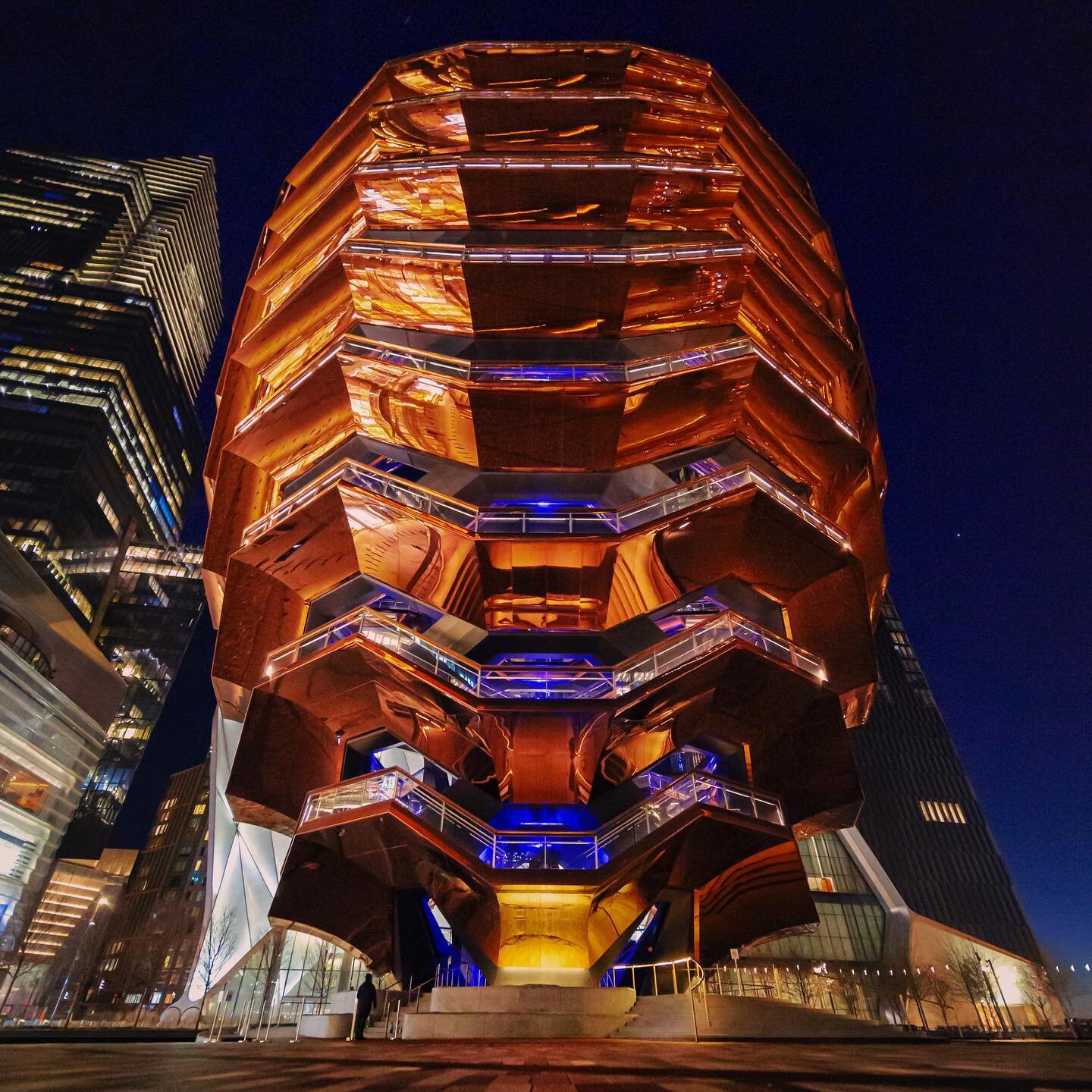 Ready the shuttle for launch&hellip; #thevessel #NYC #manhattan #hudsonyards #newyorkcity #architecture #photography #city #nycphotographer #photo #beautiful #art