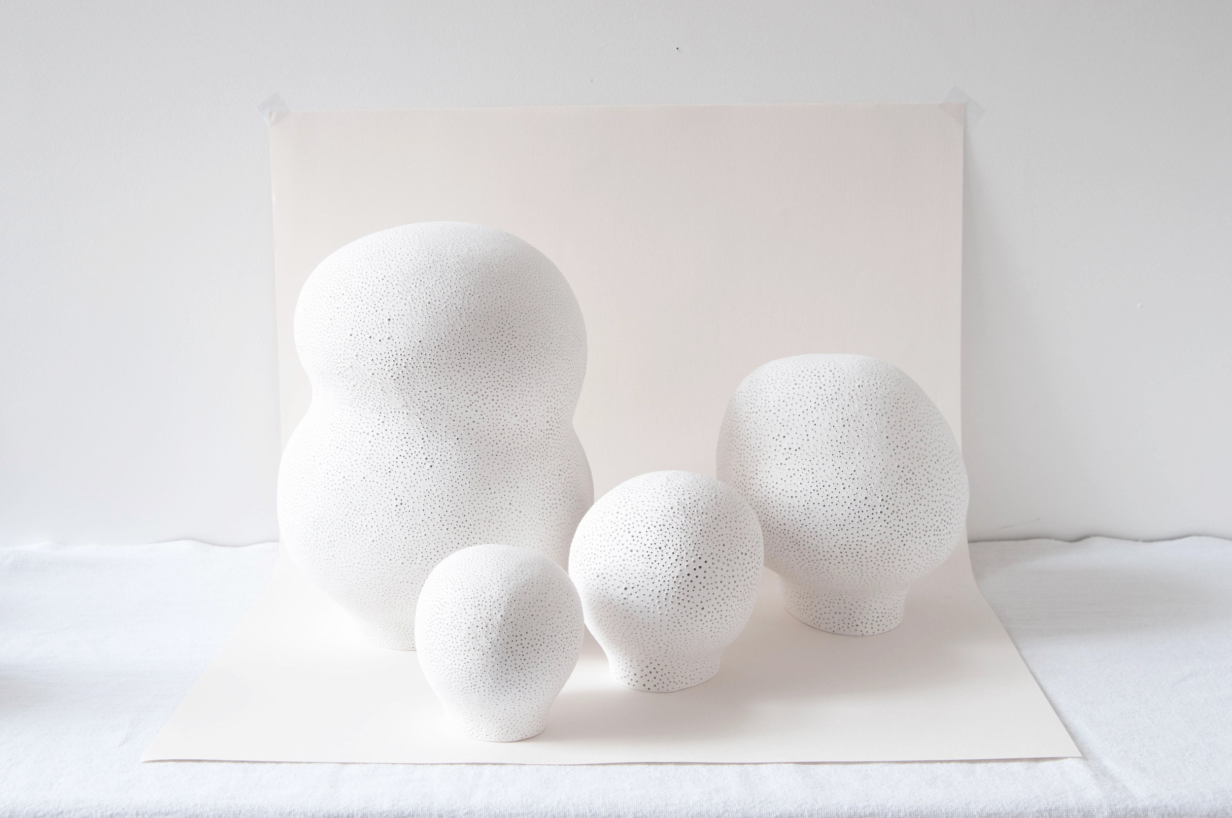 elisauberti-french ceramist-stoneware sculpture.jpg