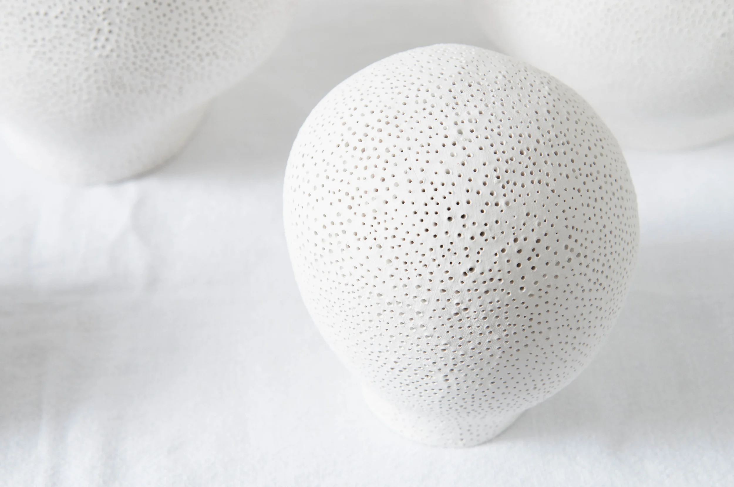 elisauberti-french ceramist-stoneware sculpture3.jpg