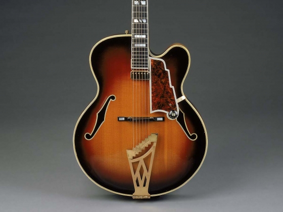 1998.62--D'Angelico-Guitar_4x3.jpg