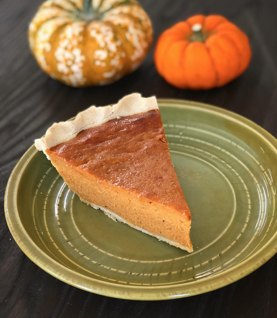 FRESH PUMPKIN PIE — 6" or 9"