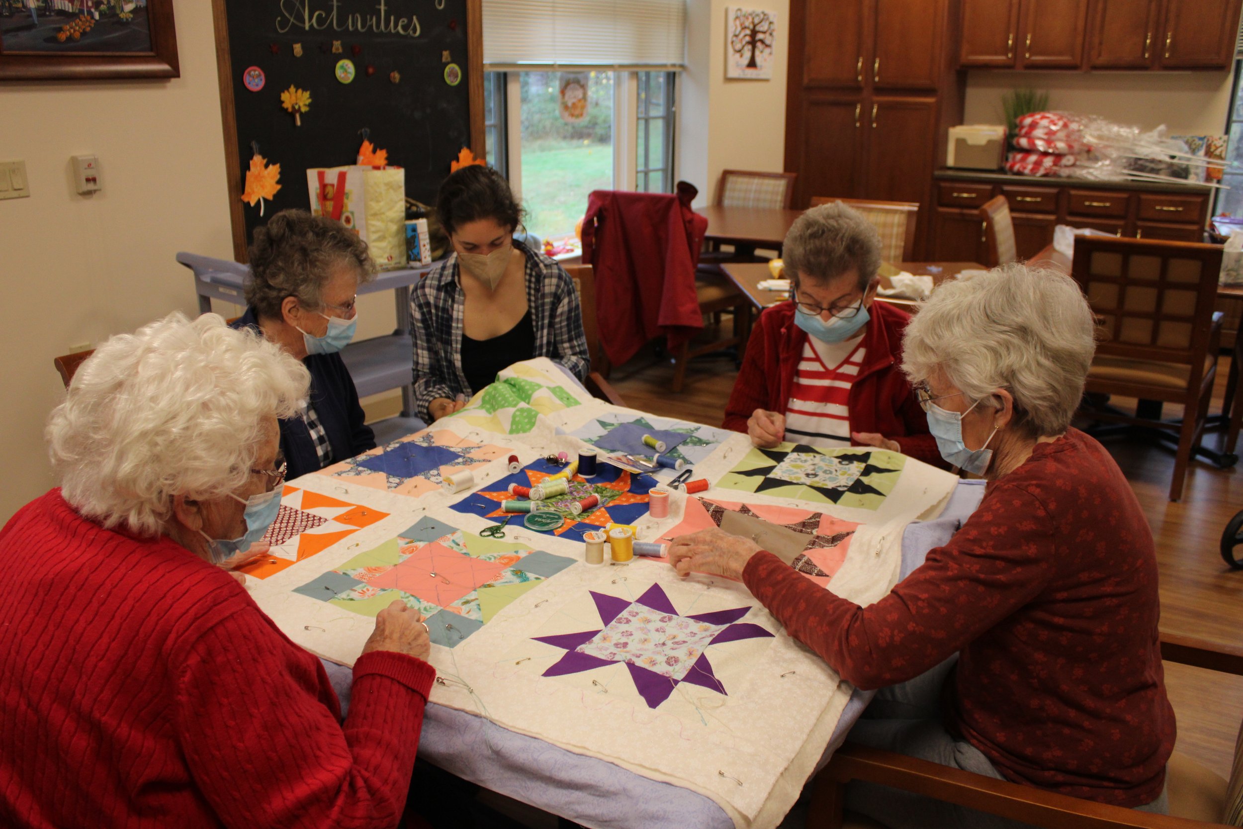 Dogwood Quilters_11-11-22_02.JPG