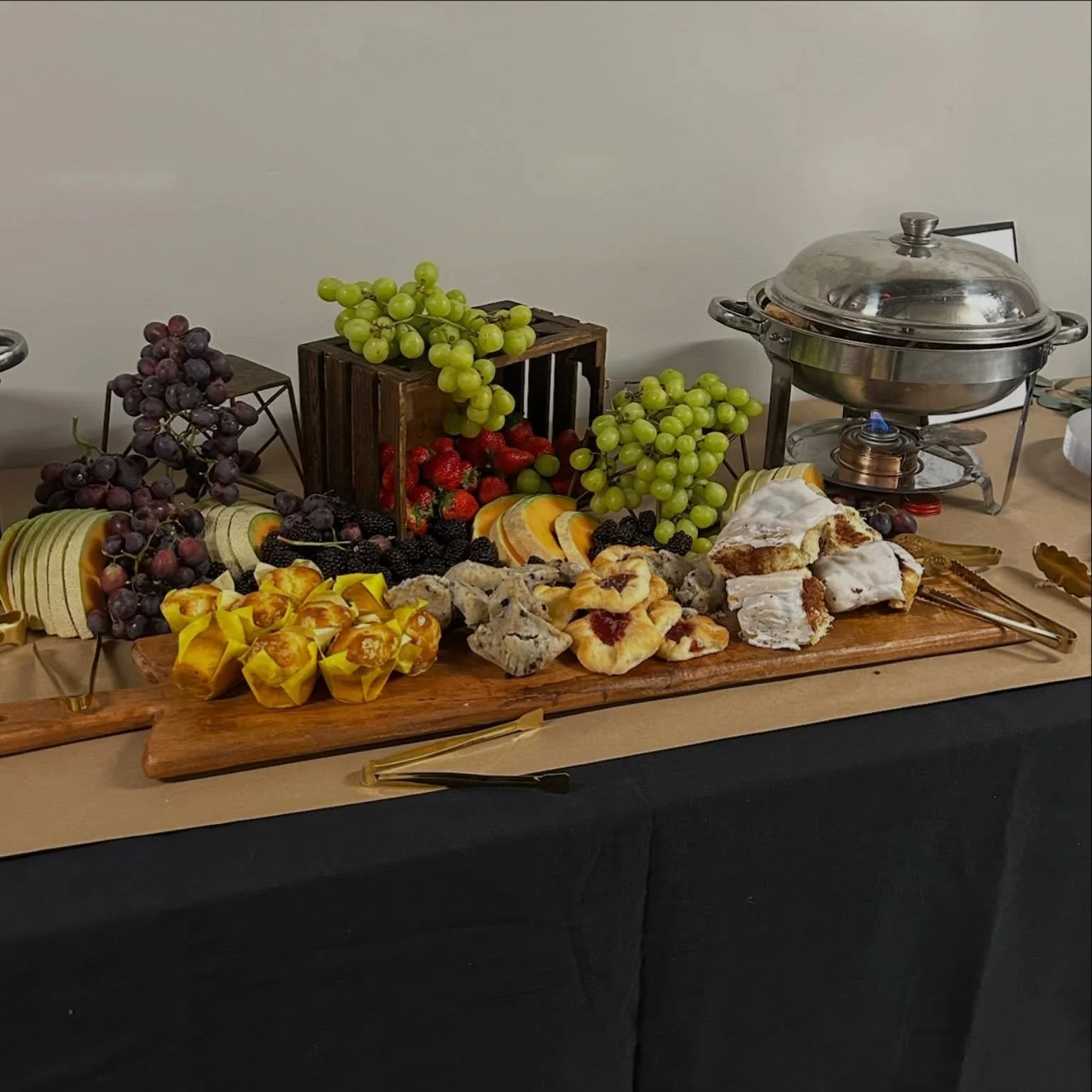 Craft Services: Breakfast, Lunch, and Dinner

If you are hosting an all day event and need to feed your crew, reach out to T42! We stayed on site for 11+ hours taking care of the food and beverages behind the scenes for this event in Franklin, ensuri