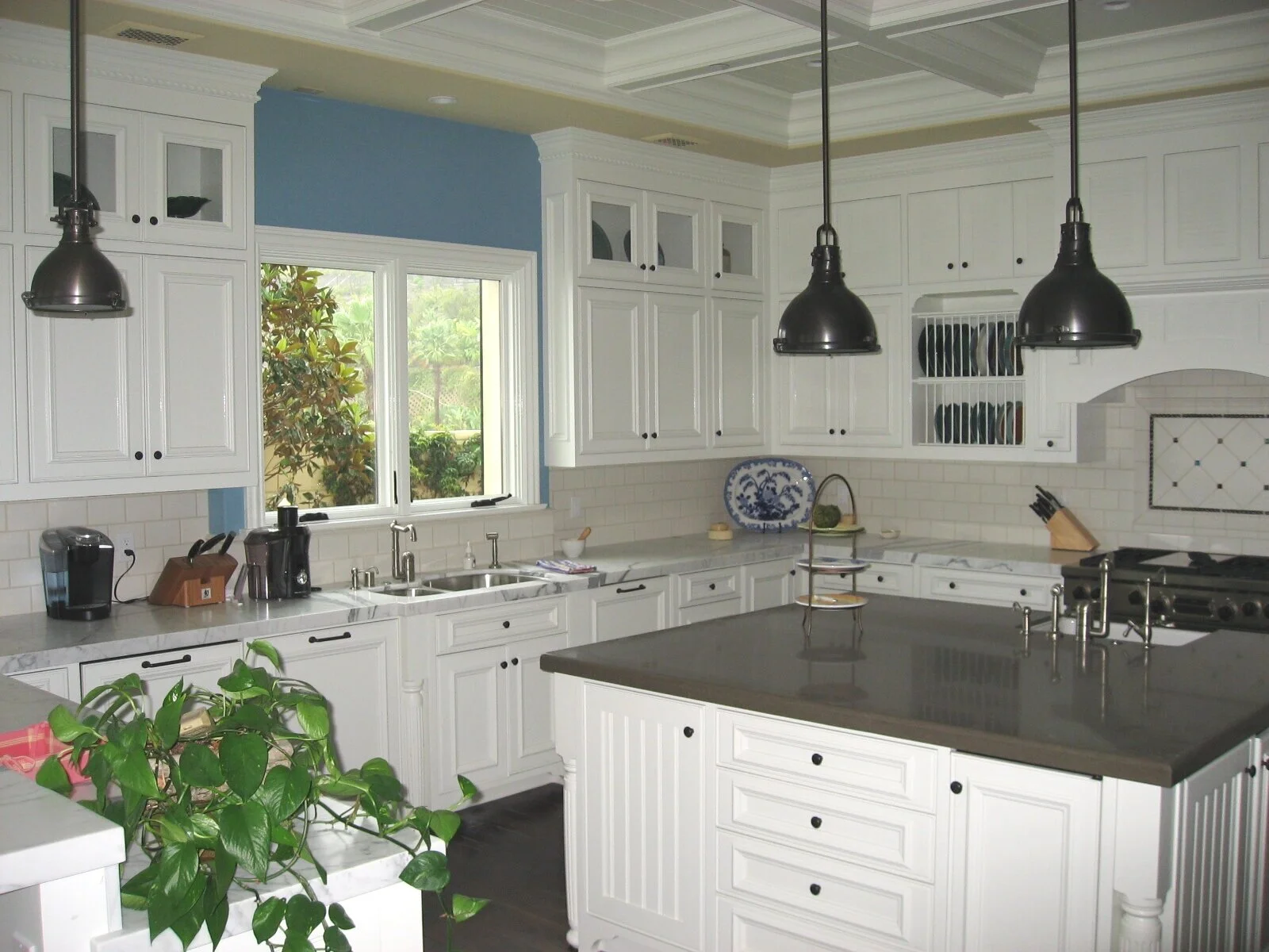 Woodwork pigmented lacquer (28).JPG