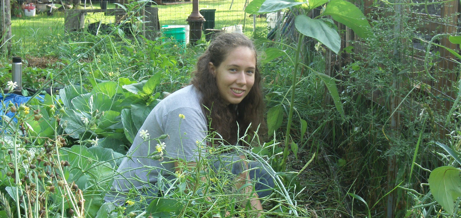 Erin in Garden 1500.jpg