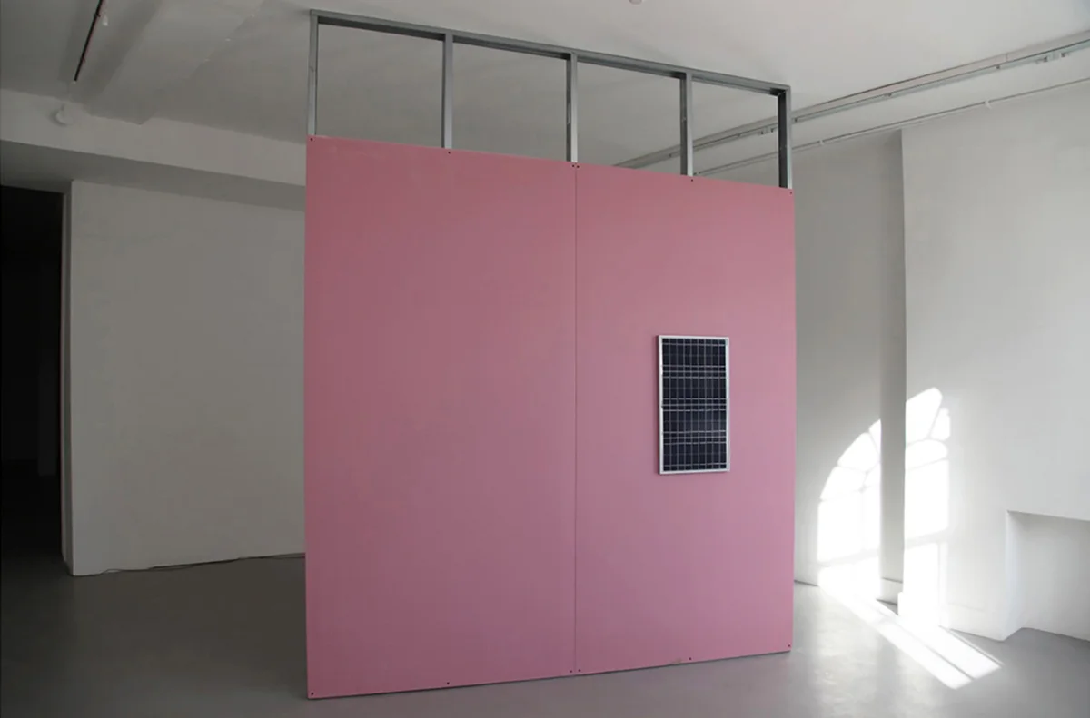 A quarter turn to face the light, 2017 solar panel, fireproof pasterboard, aluminum, cable, l.e.d bulb, concrete, steel, clamp, daylight