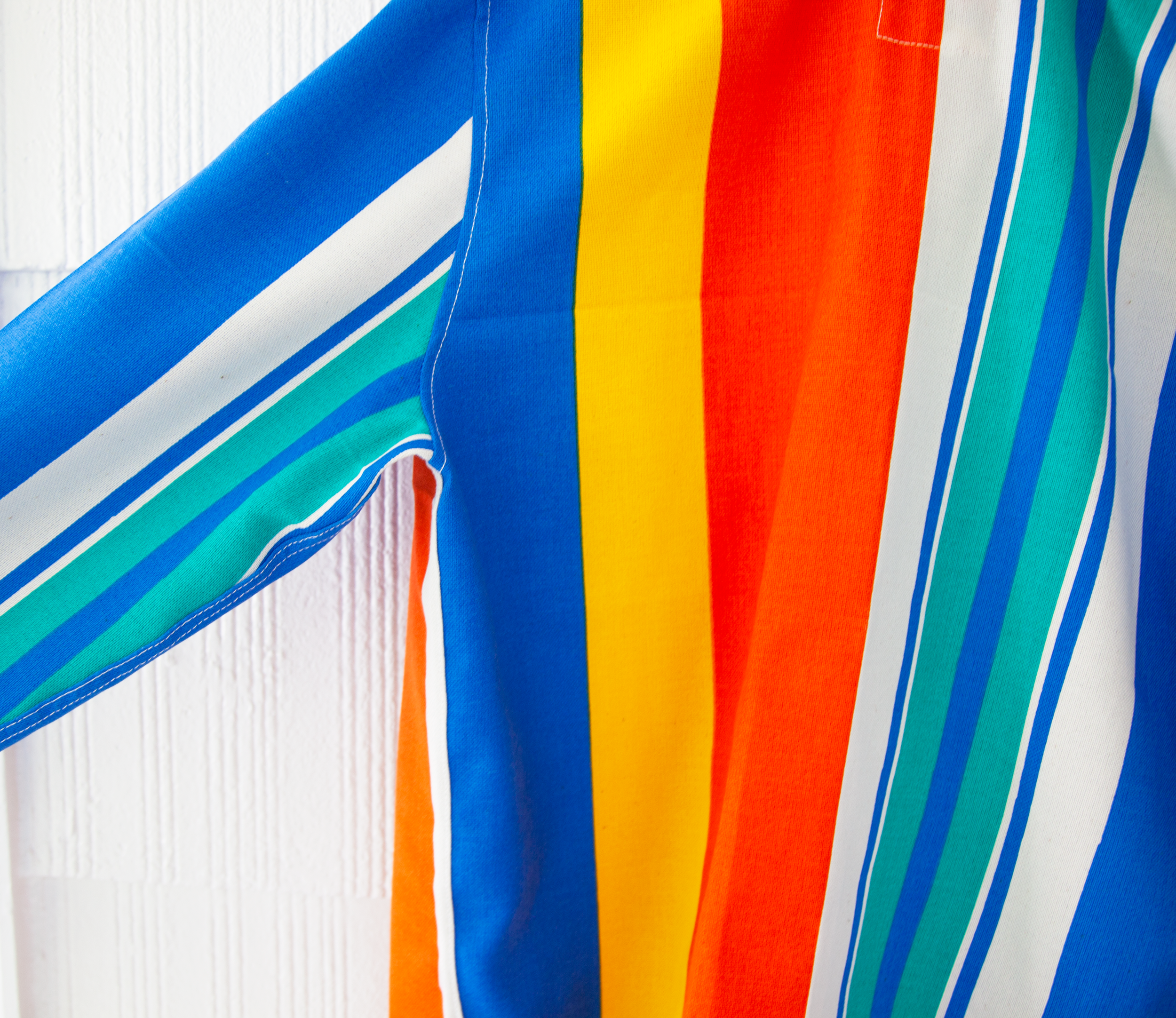 regatta_stripe_large_sleeve.png