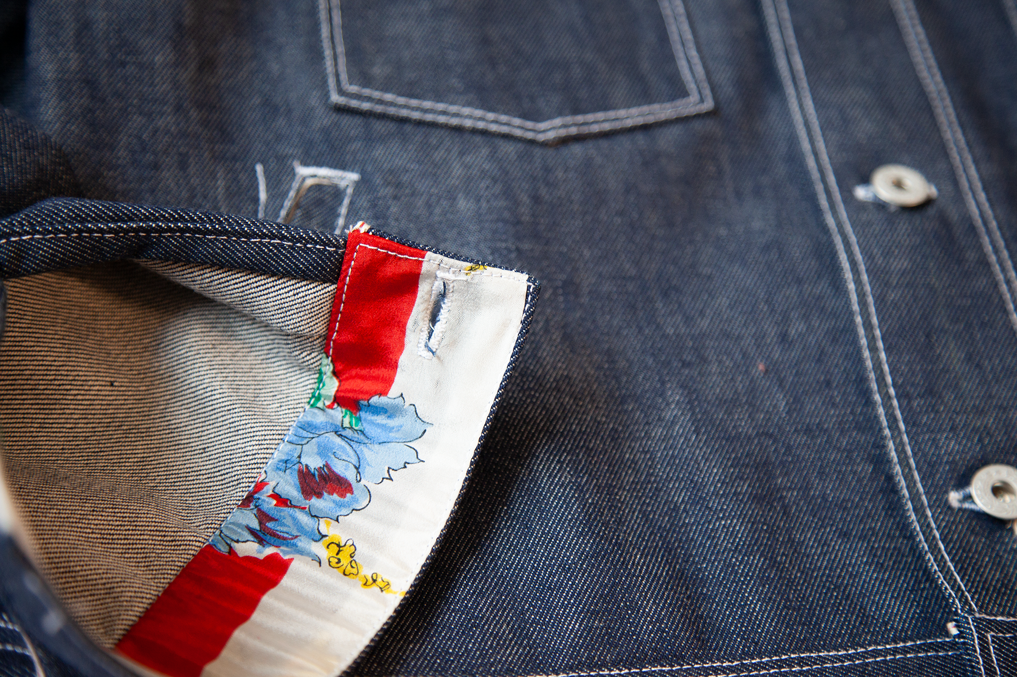 b&rjacket_product_4.png