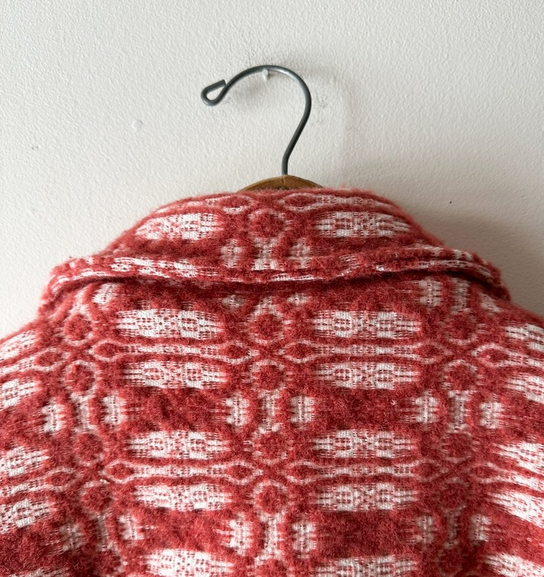 rust_cream_lw_back_detail.jpg