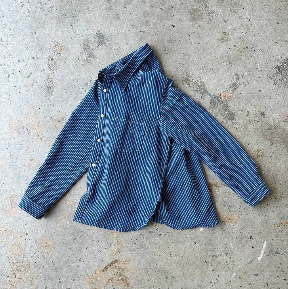 navypinstripe_flung.jpg