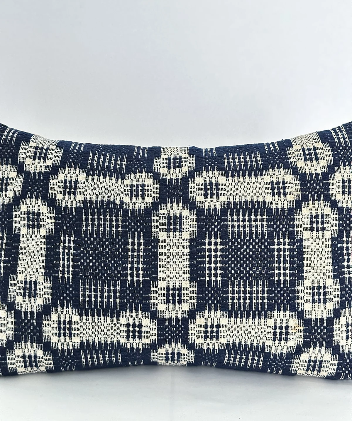 navy_chain_lumbar_closeup.jpg