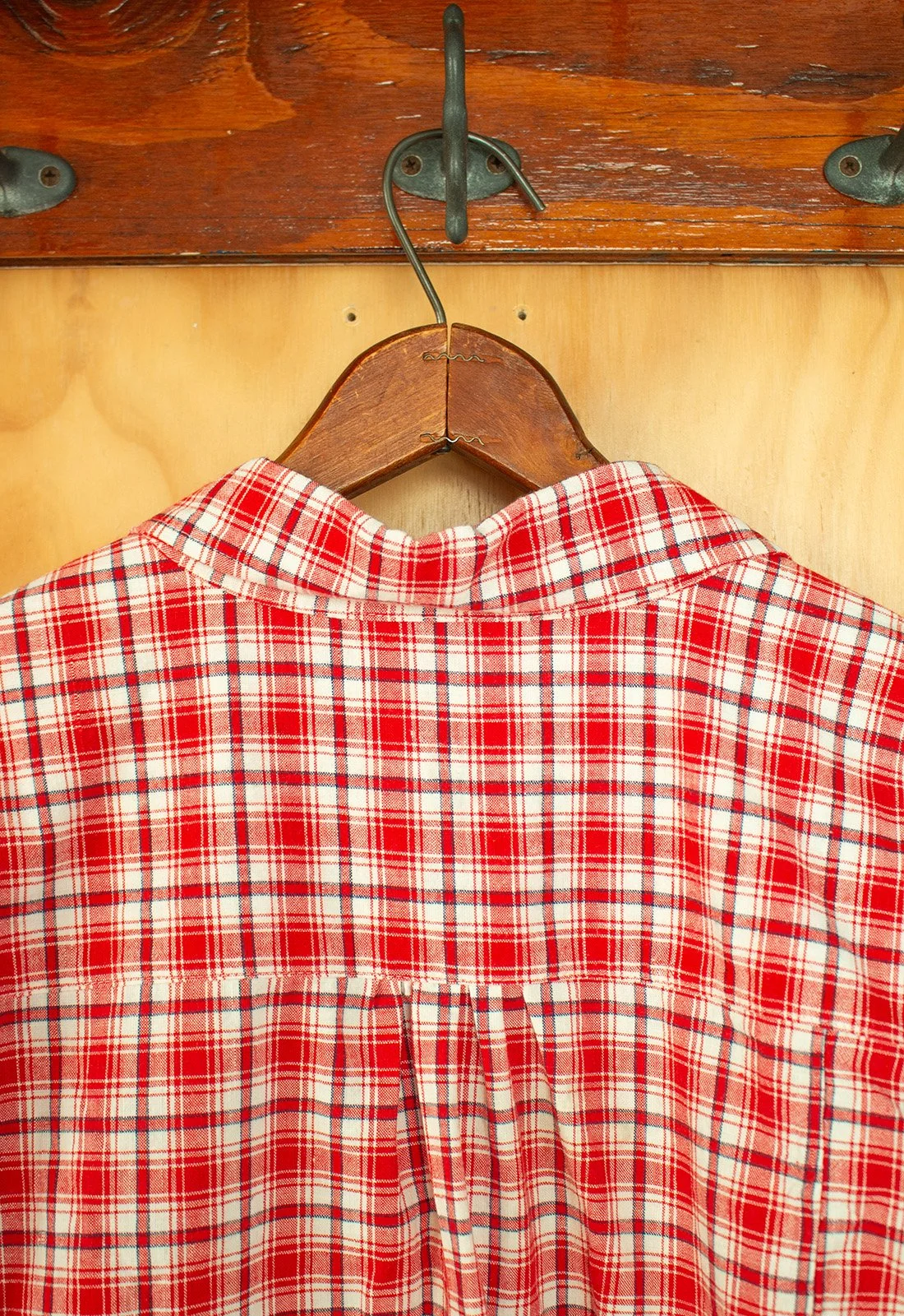 redwhitecheck_grove_2x_7.jpg