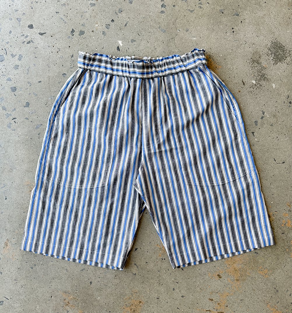 blue_grey_beachstripe_front.jpg