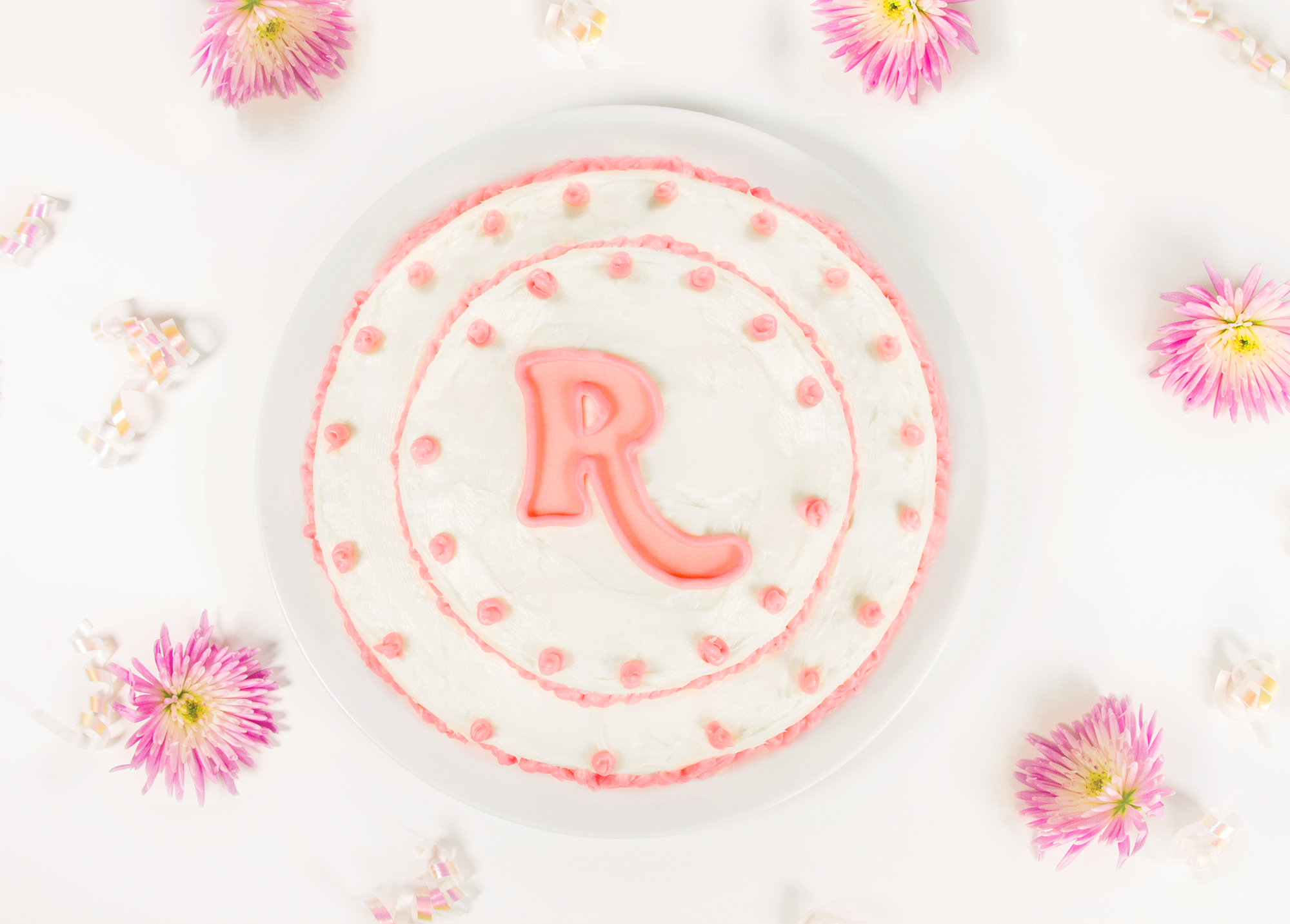 Roobee Cake Still 1.png
