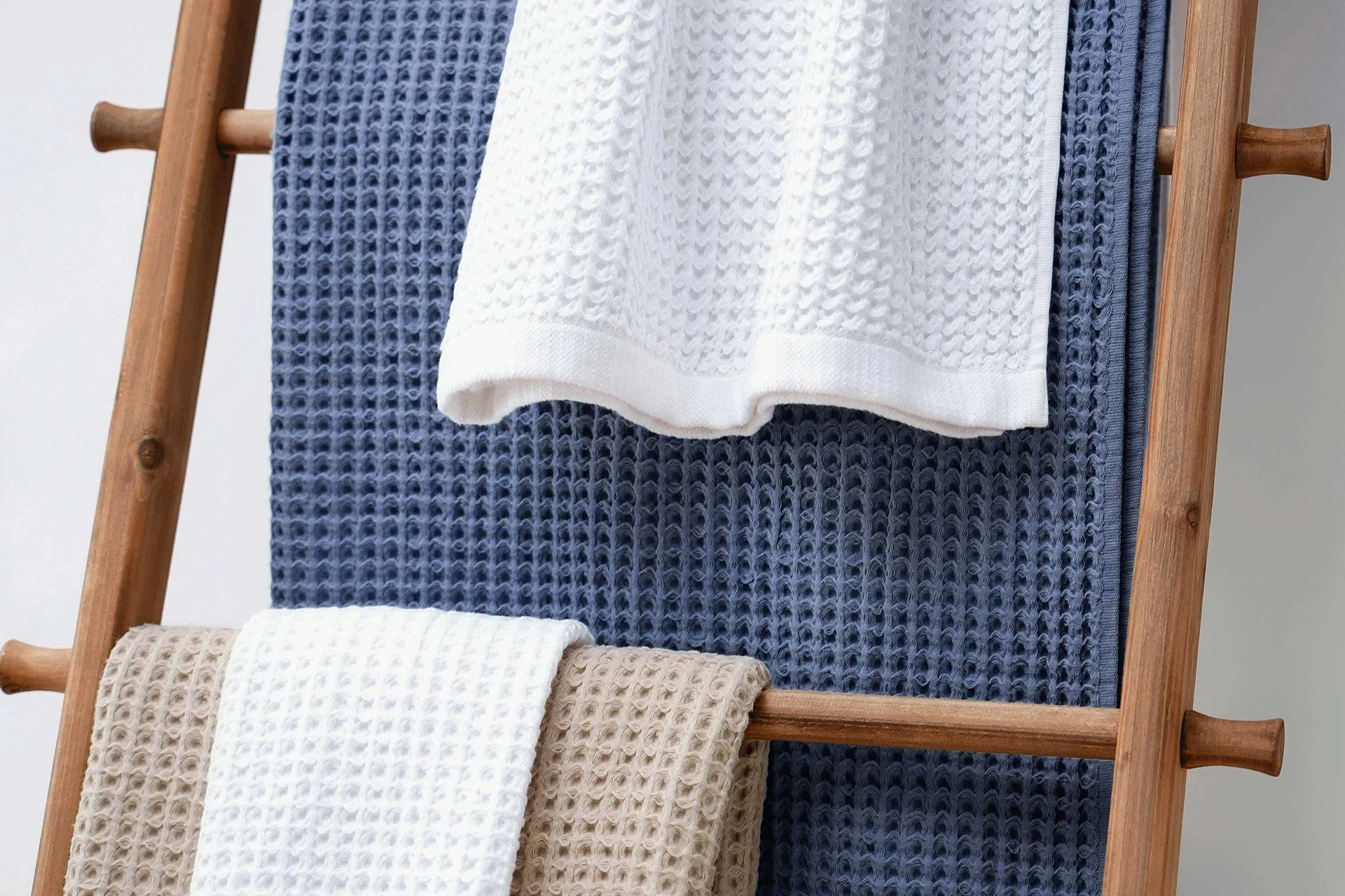 zilgreen_project-slide_saatva-waffle-towels.jpg