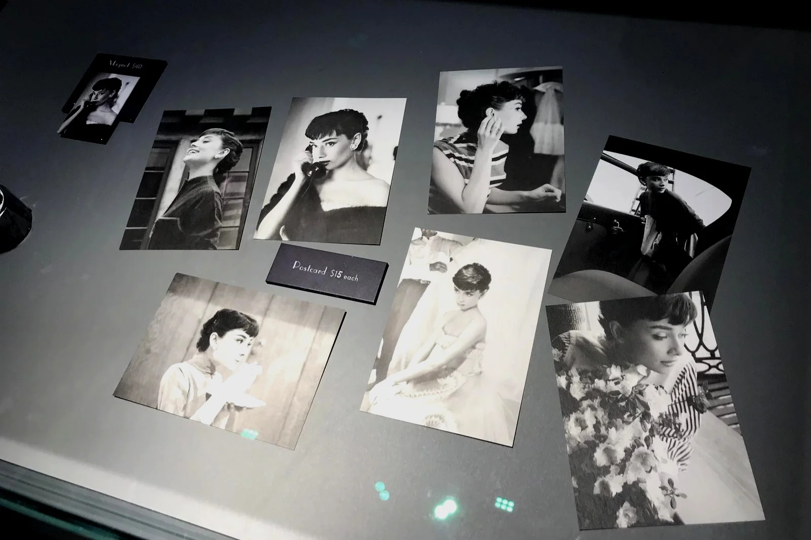 《AUDREY by Bob Willoughby》 永遠令人心動的名字