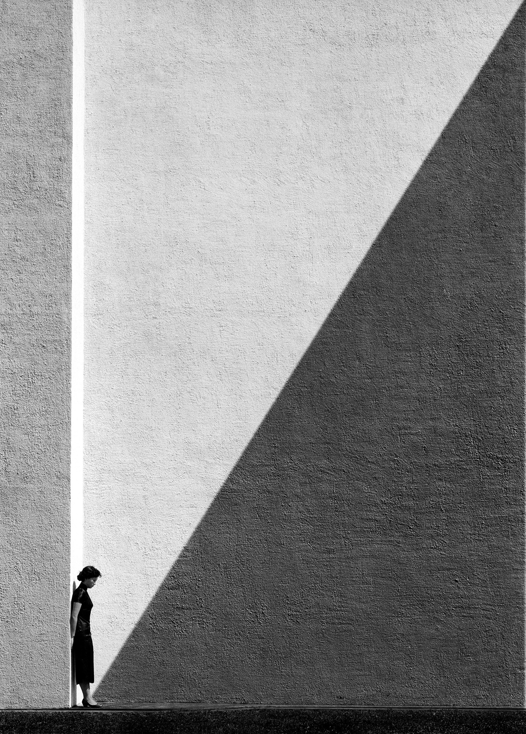 Fan Ho 何藩, 'Approaching Shadow (陰影)', Hong Kong 1954, courtesy of Blue Lotus Gallery