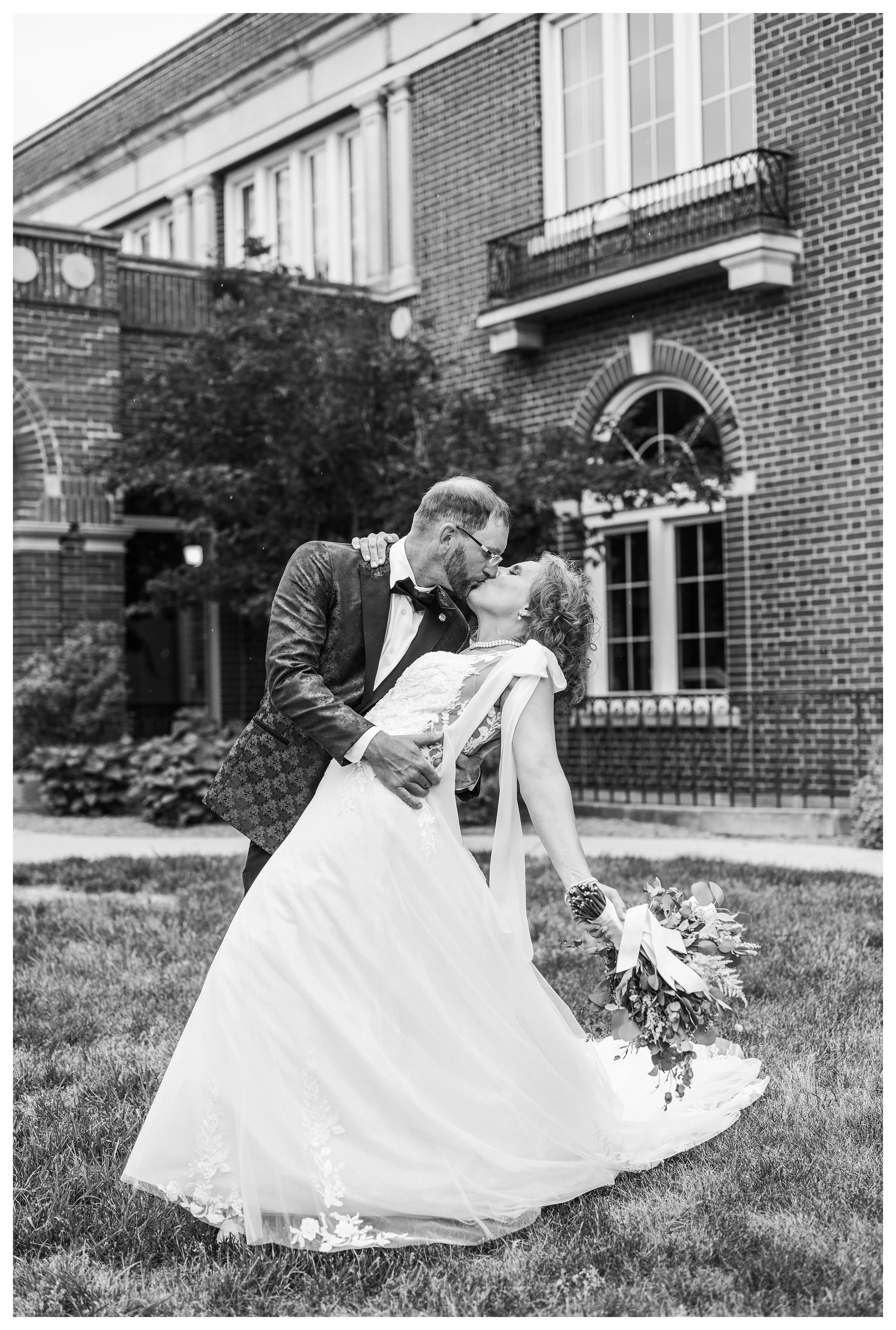 Dengler Wedding | An Elegant Day with a touch of Spontaneous Adventure | Waterloo, Iowa | Elks Club