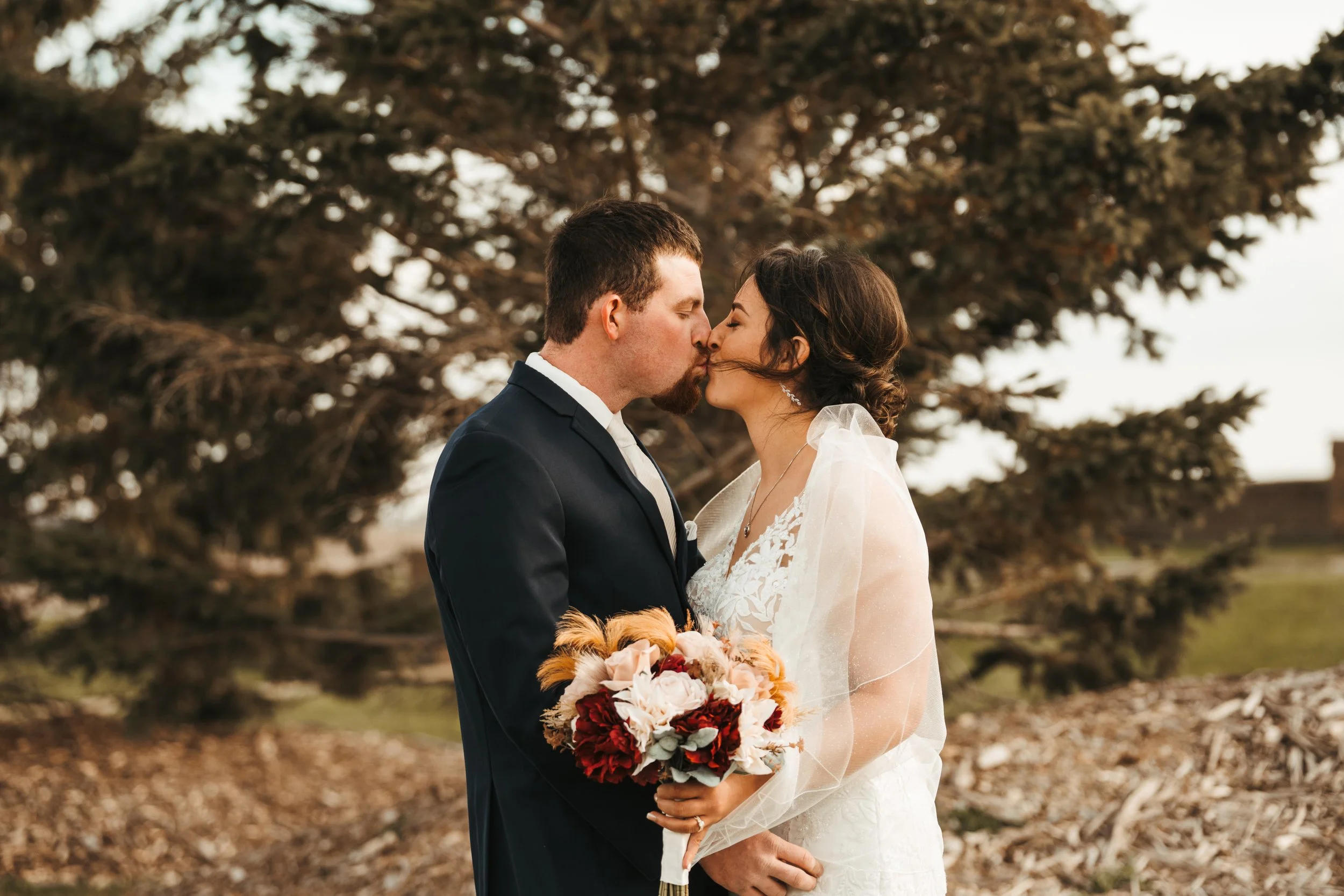 04_WATERHOUSE_First Looks and Mr and Mrs-56.jpg