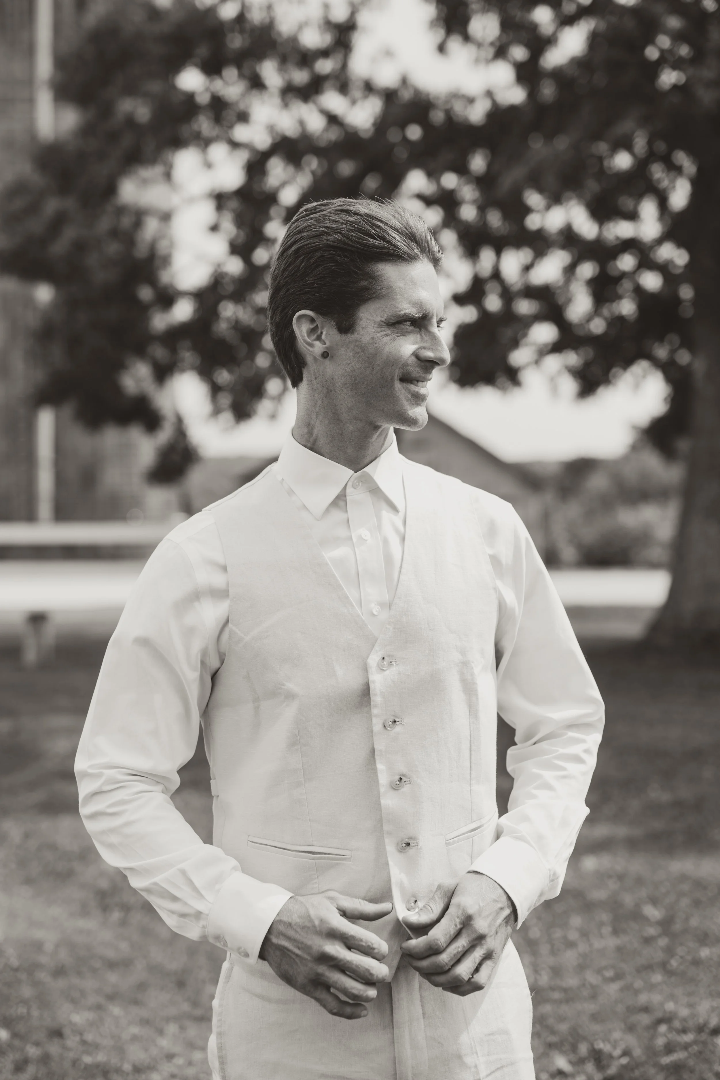 01_McGreal_Pre Ceremony-70.JPG