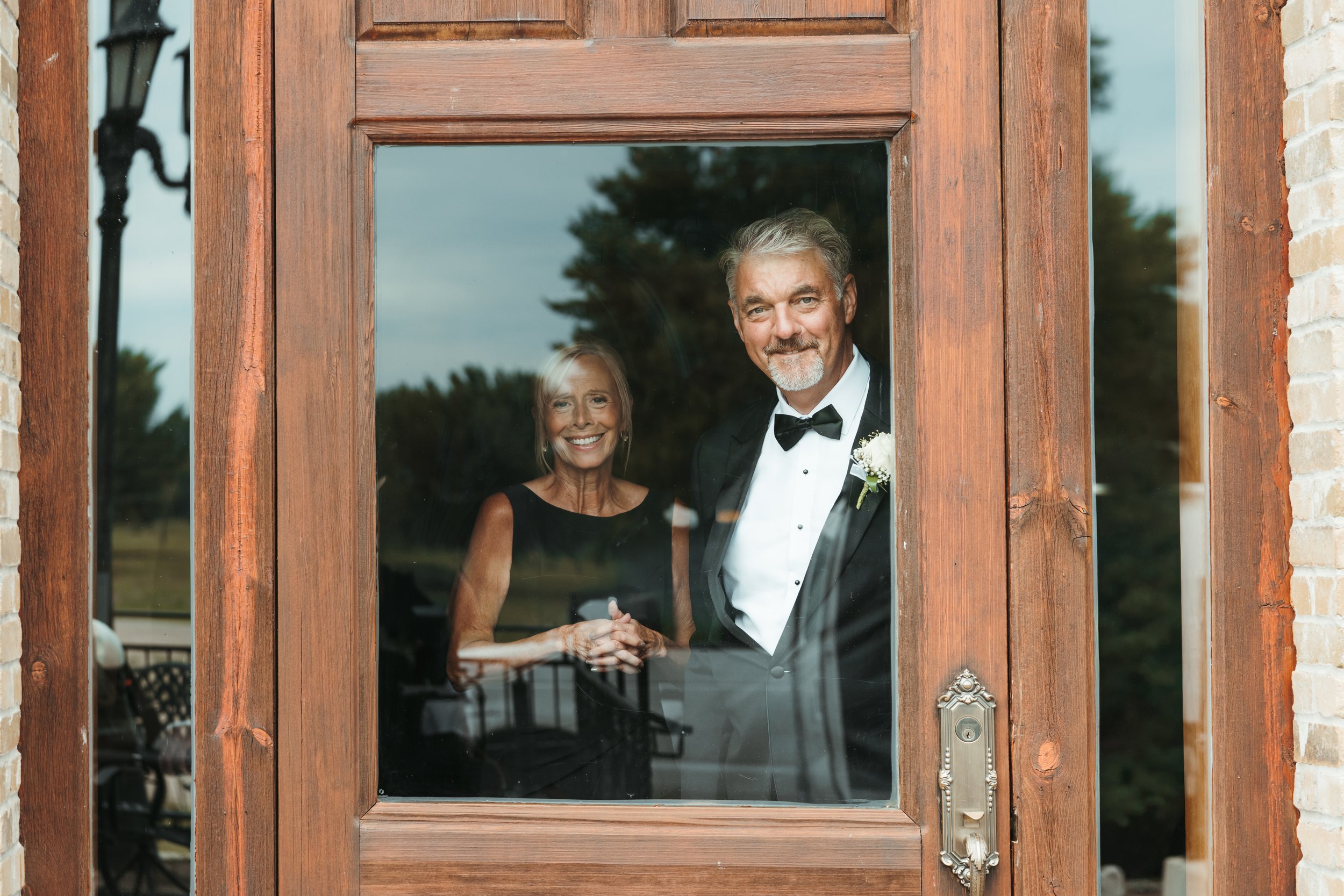 04_BLATZ_The First Look and Couples Portraits-15.JPG