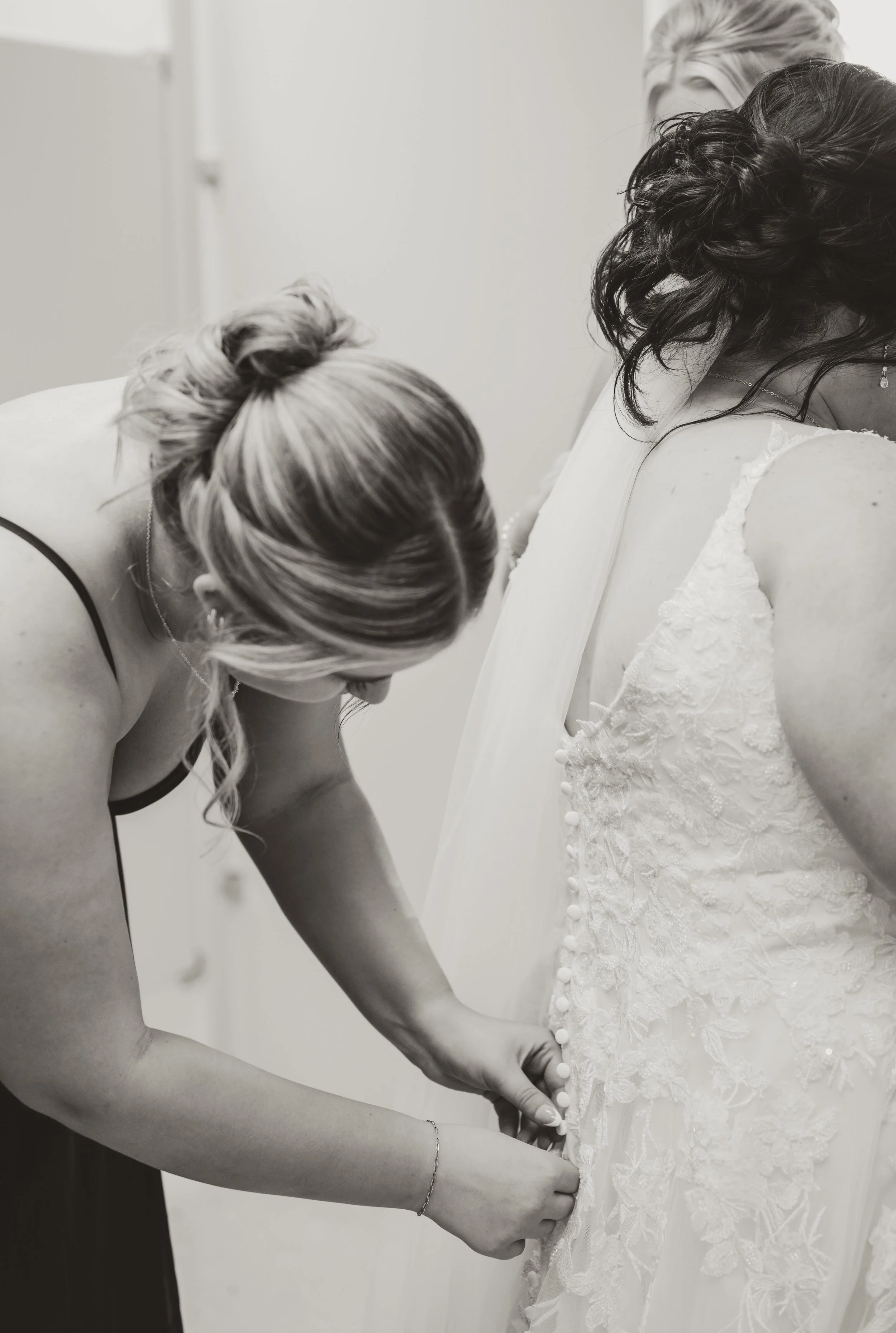 02_VORWALD_Pre Ceremony - The Bride-32.JPG
