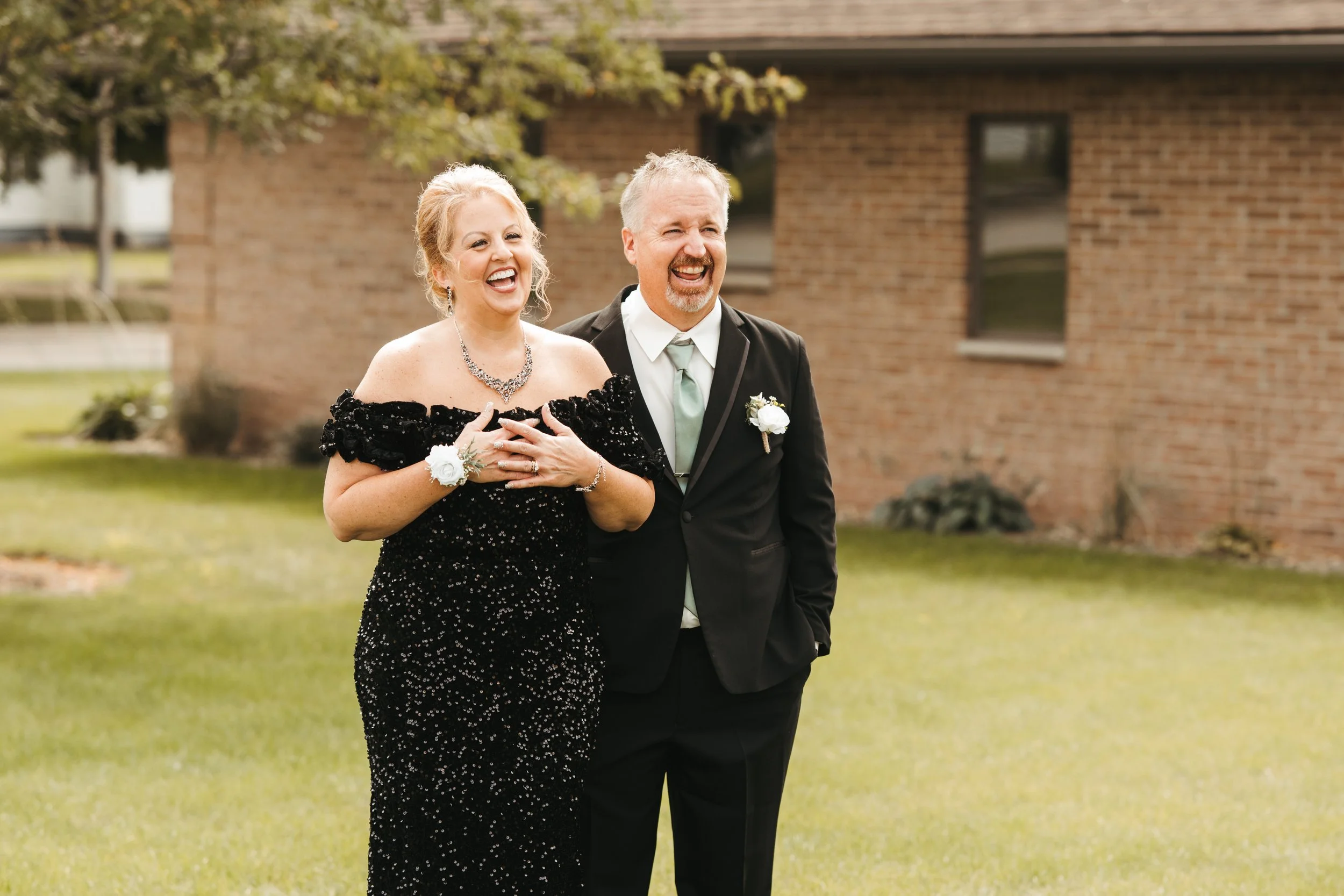 04_VORWALD_First Looks_Bride-7.JPG
