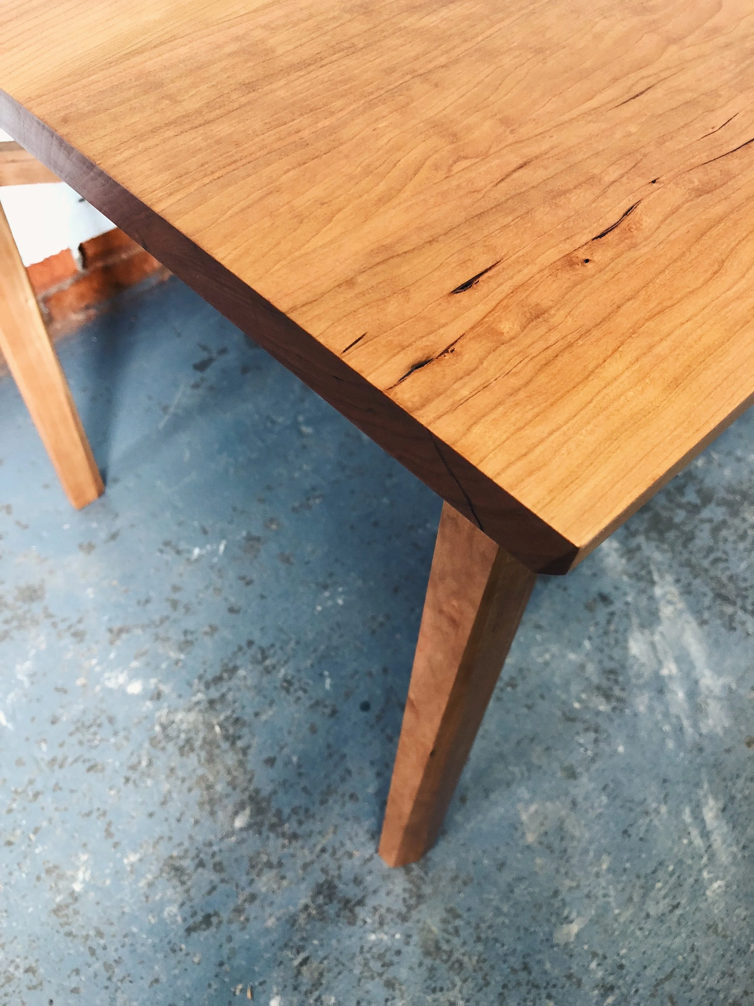 bridget_table_detail.JPG