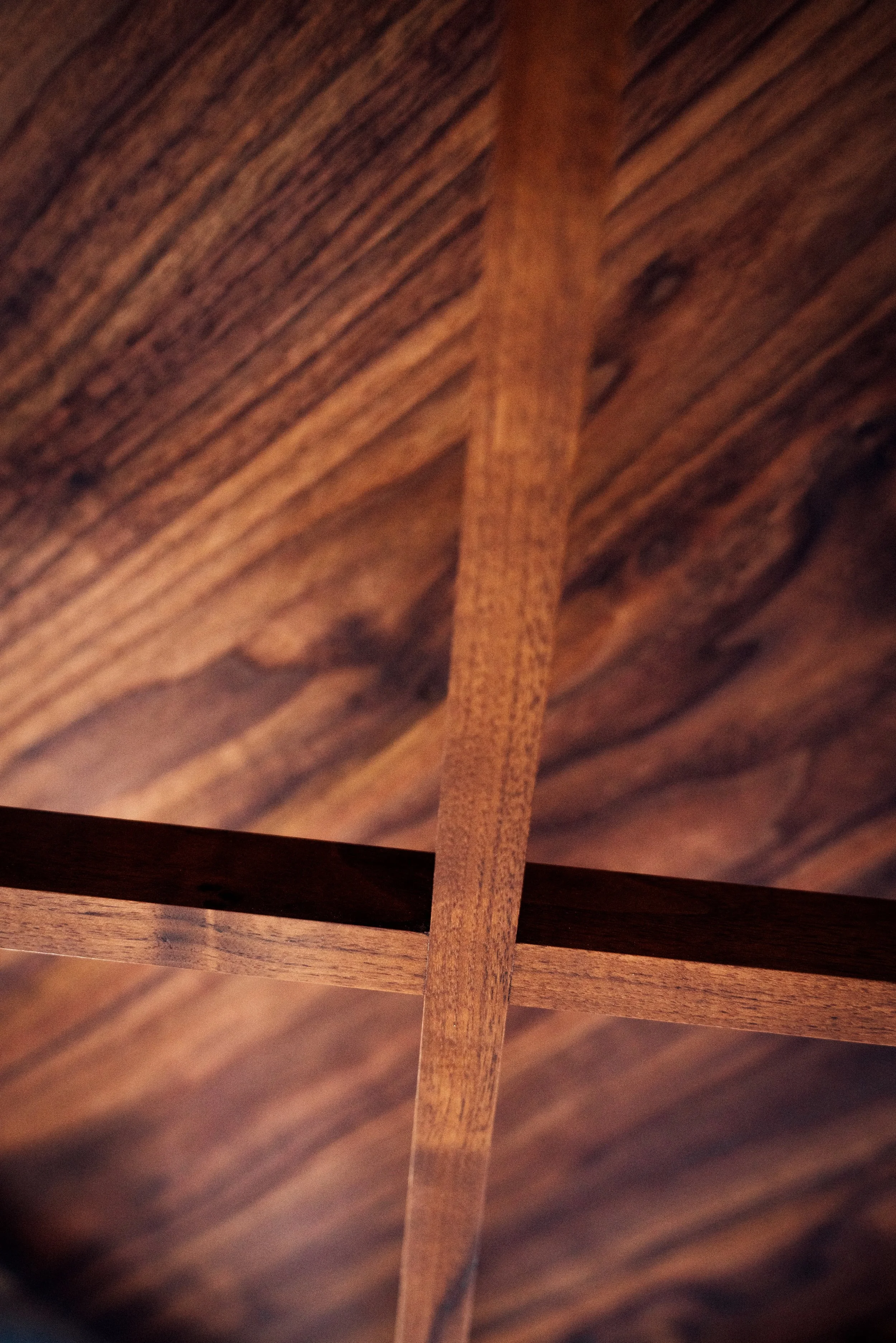 card_walnut_stretchers.jpg