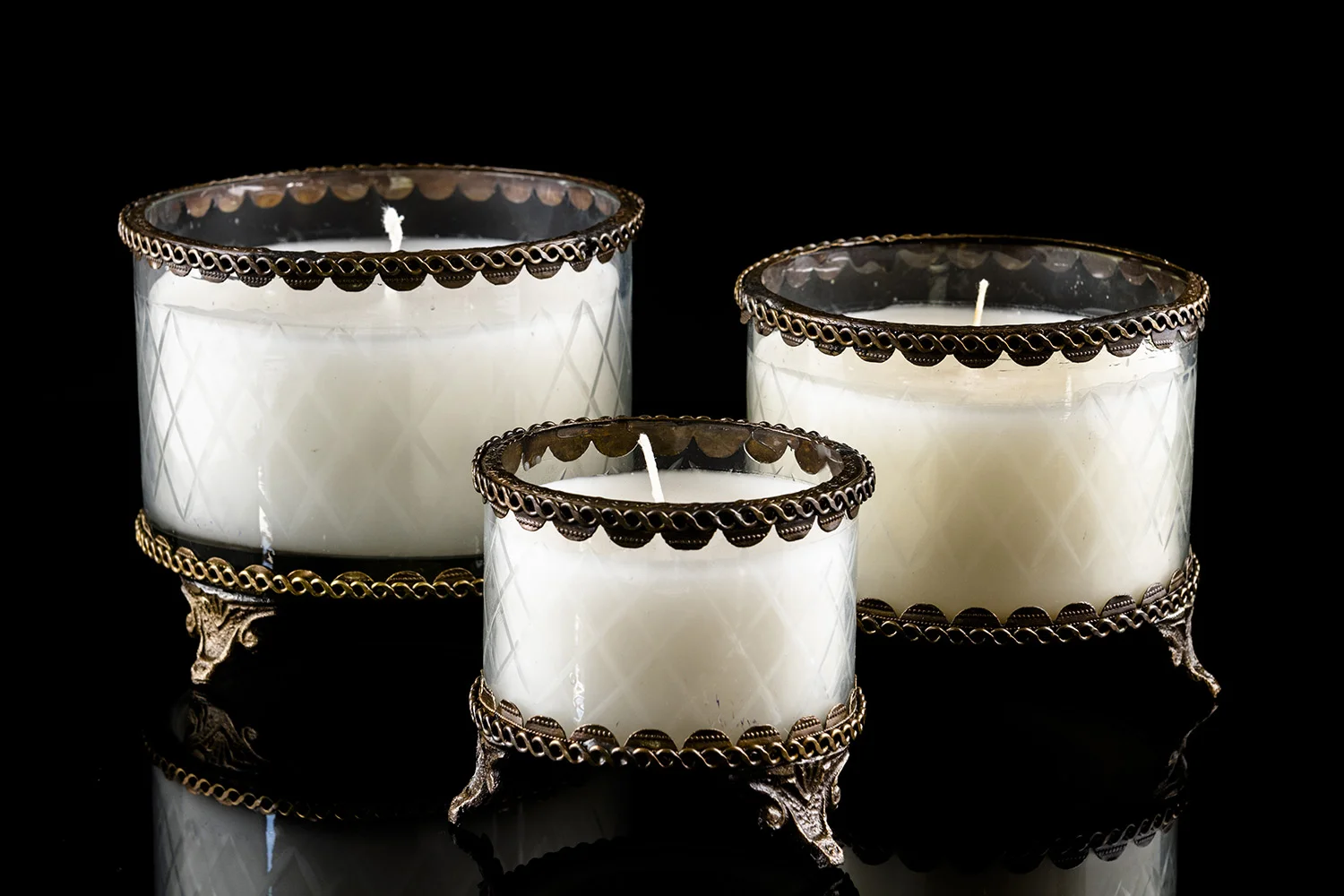 medium-amber-candle-thumbnail-3-.jpg