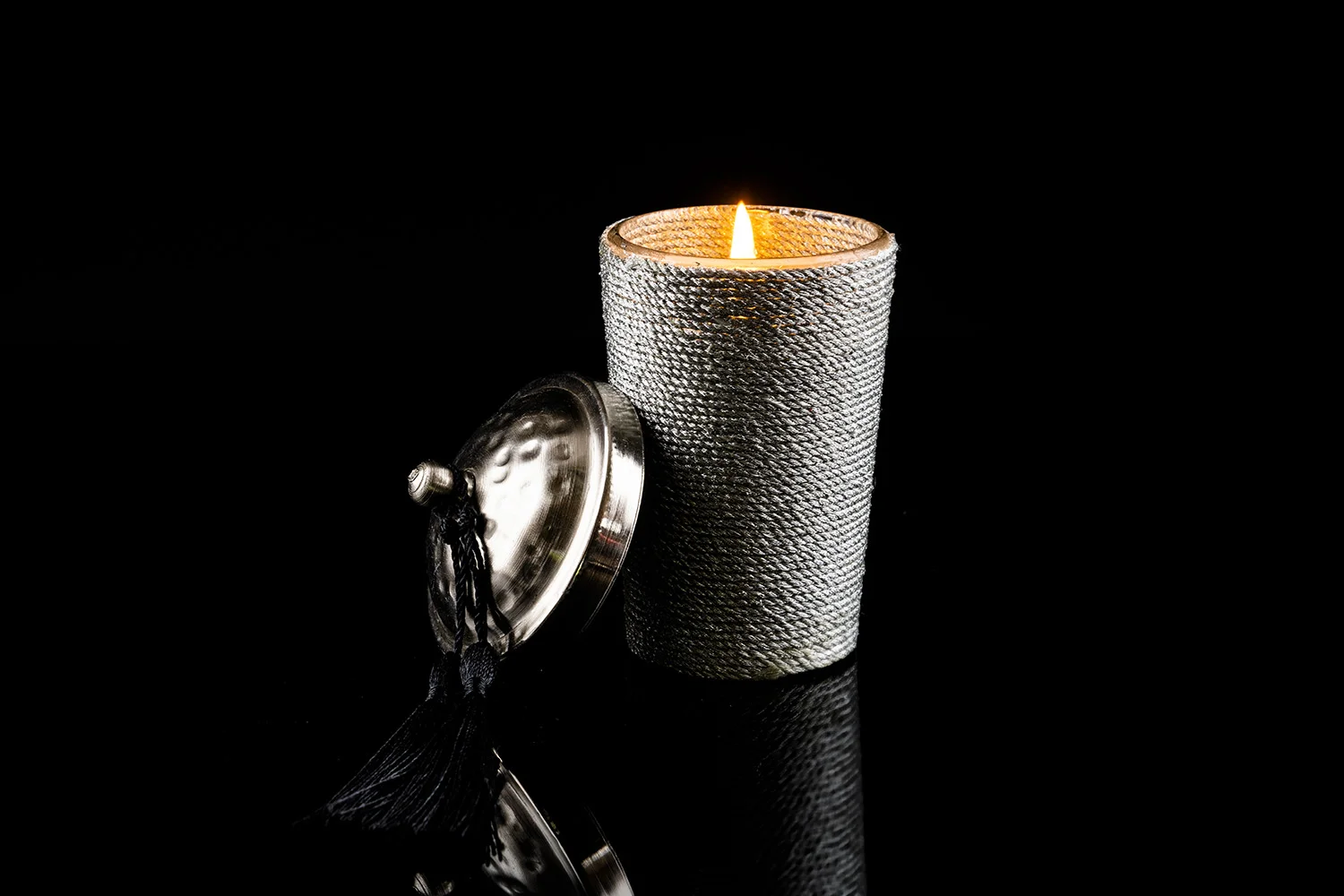 lavender-rope-scented-candle-thumbnail-1.jpg