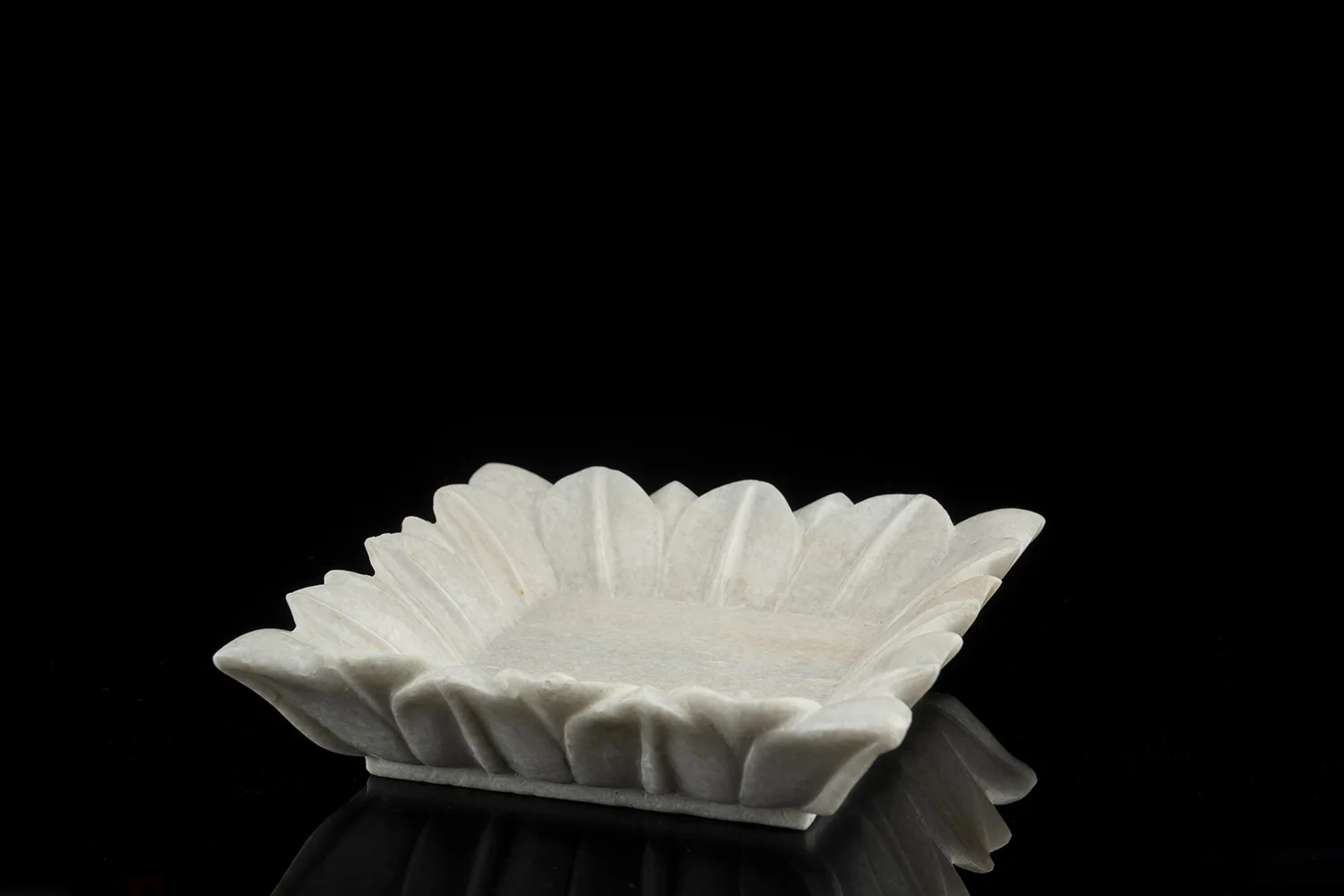 Square-Marble-Lotus-Dish-thumbnail-2.jpg