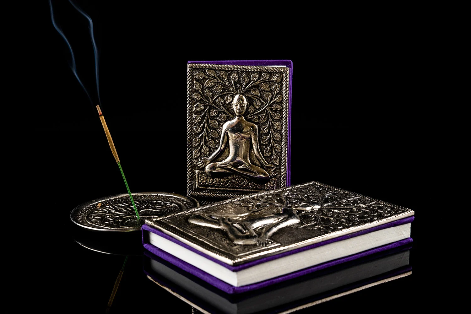 The-Embossed-Tree-of-Life-Journal-thumbnail-2.jpg