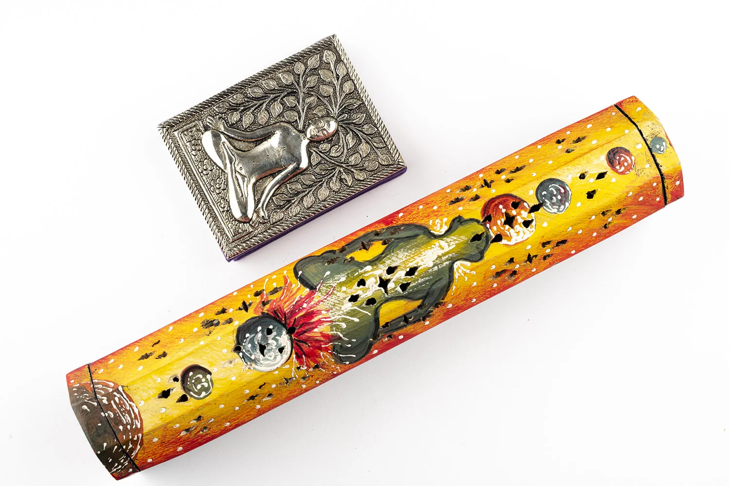 The-Embossed-Tree-of-Life-Journall-thumbnail-3.jpg