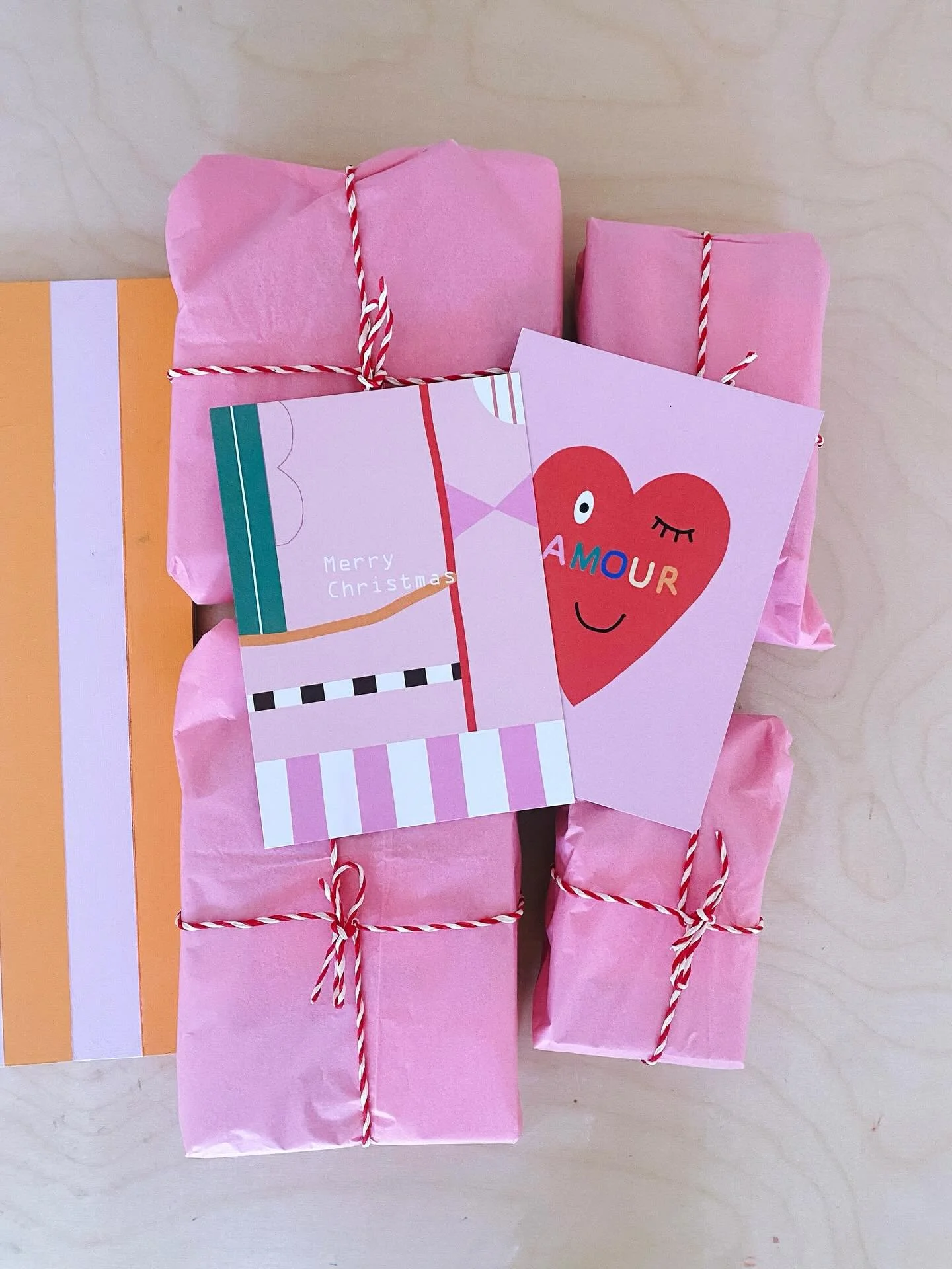 Am kommenden Samstag ist es soweit 🙌🏻 umd ich darf das erste Mal nach Frankfurt, um euch beim @holyshitshopping seit langer Zeit mal wieder live und in Farbe habe zu sehen 😃✌🏻!!! Juhuuuu!!! So kurz vor Weihnachten freue ich mich besonders viellei