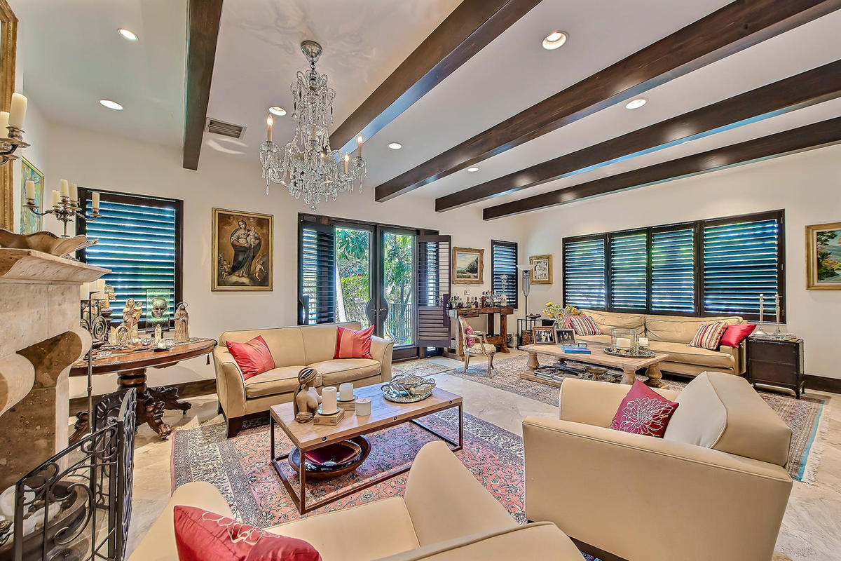 605 se 9th ave fort lauderdale-large-017-27-liv-1500x1000-72dpi.jpg