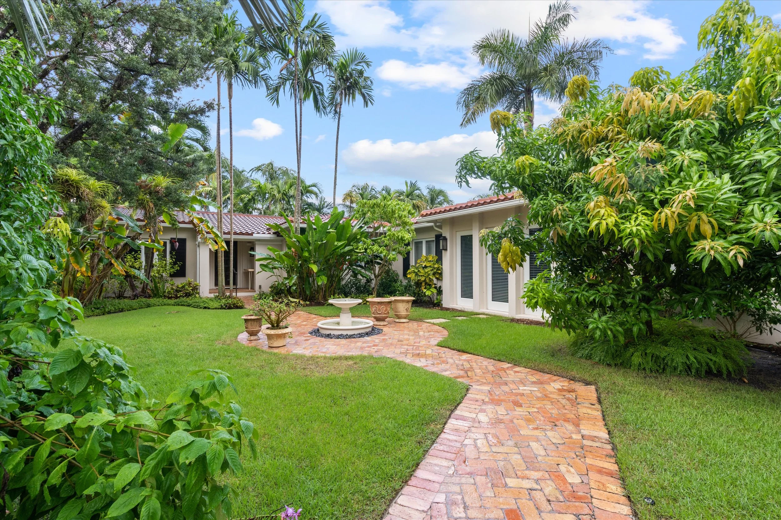 02-925 N Rio Vista Blvd Ft. Lauderdale FL-101.jpg
