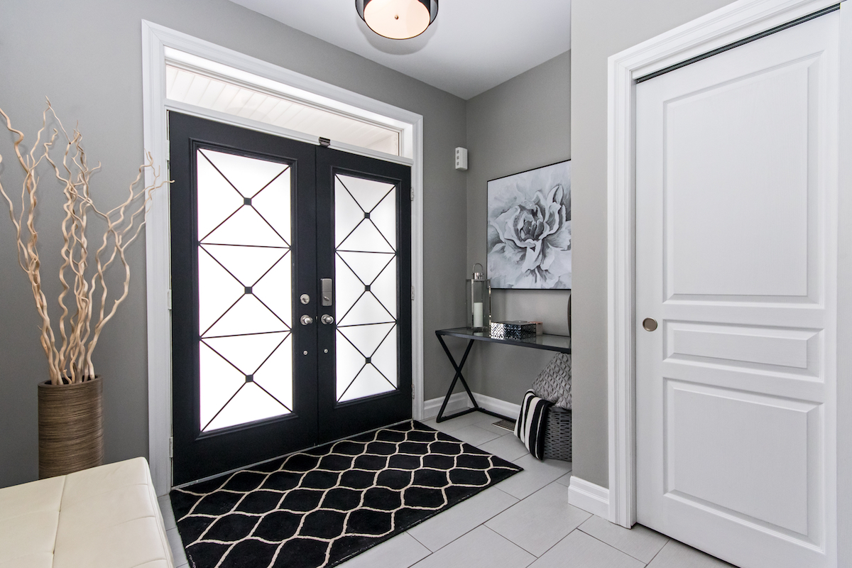 3344 Moses Way - Indoor Entryway