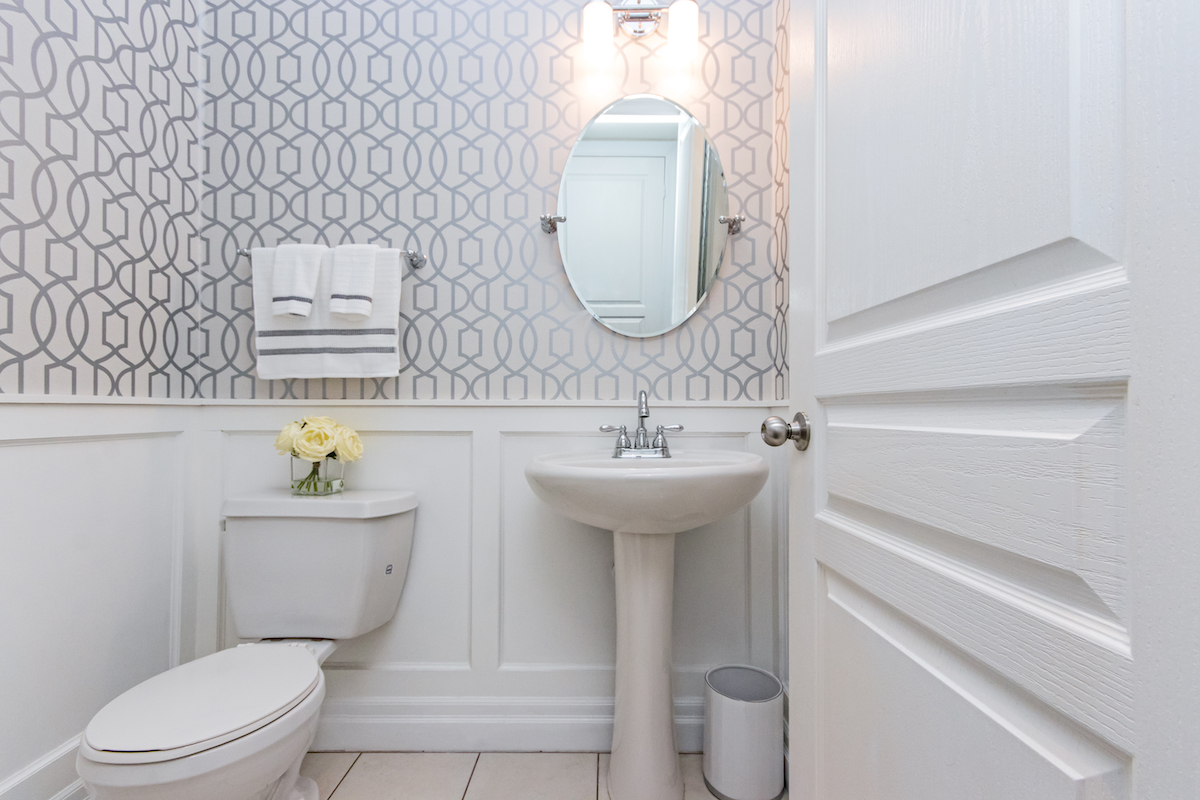 3344 Moses Way - Two Piece Bathroom