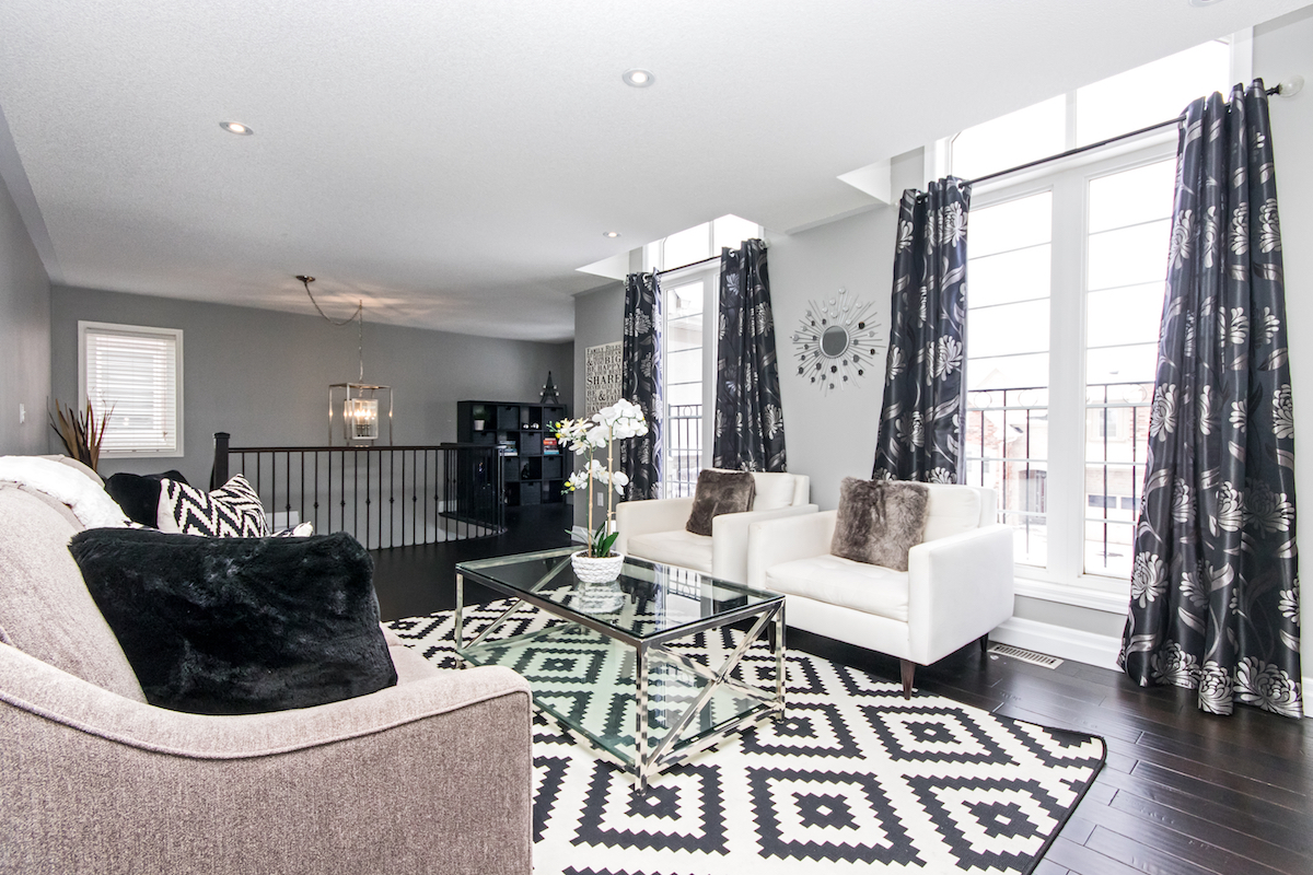 3344 Moses Way - Top Floor Living Room