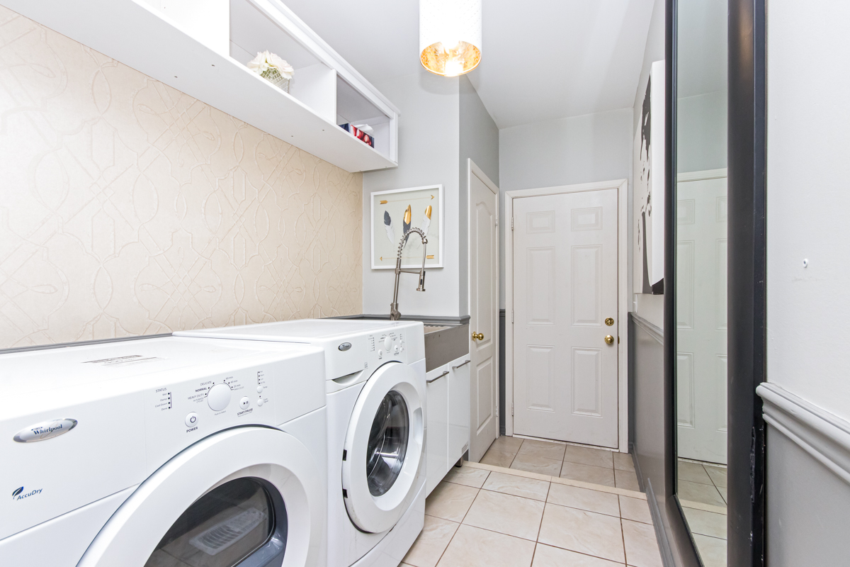3346 Moses Way - Laundry room