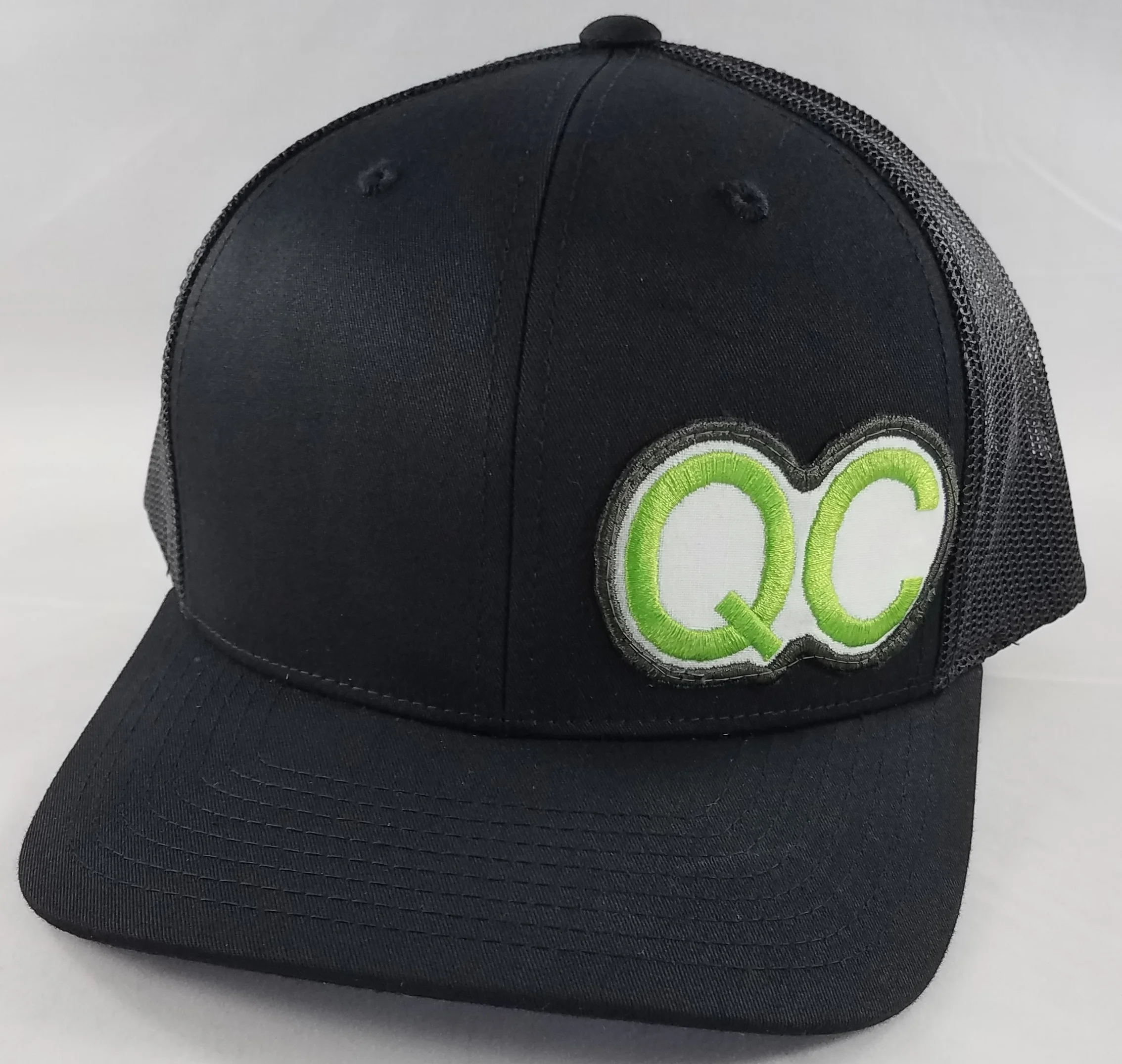 *QC* Retro Snapback Trucker- Black/Green