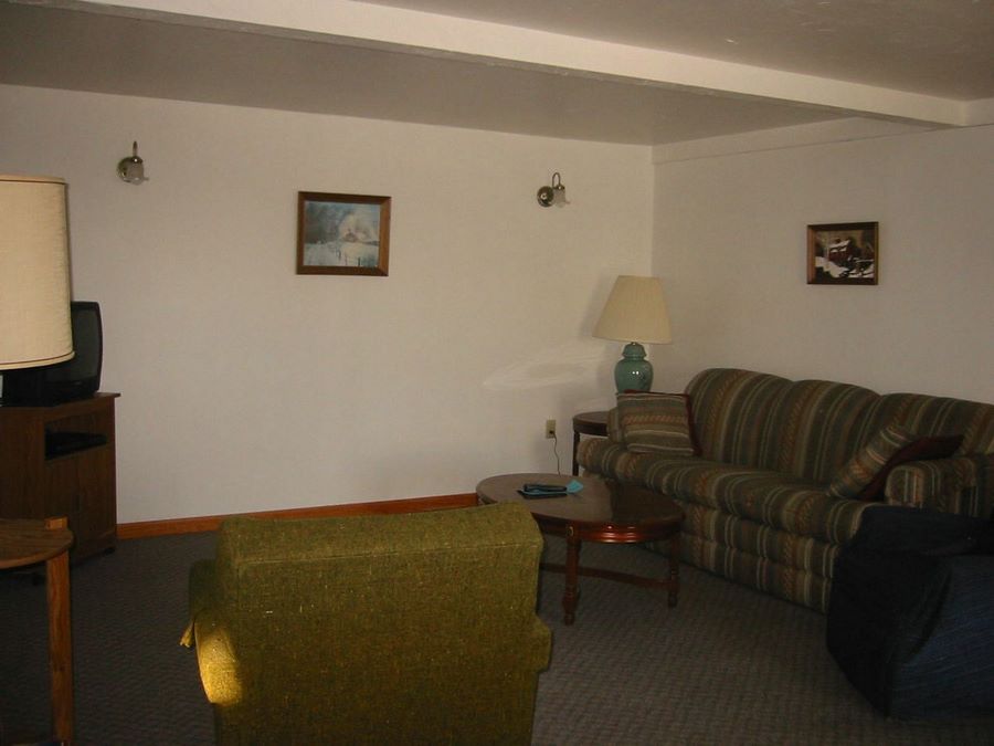 "Willy B" Living Area
