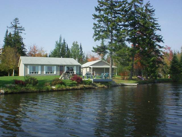 Nellie's Lakeside Retreat