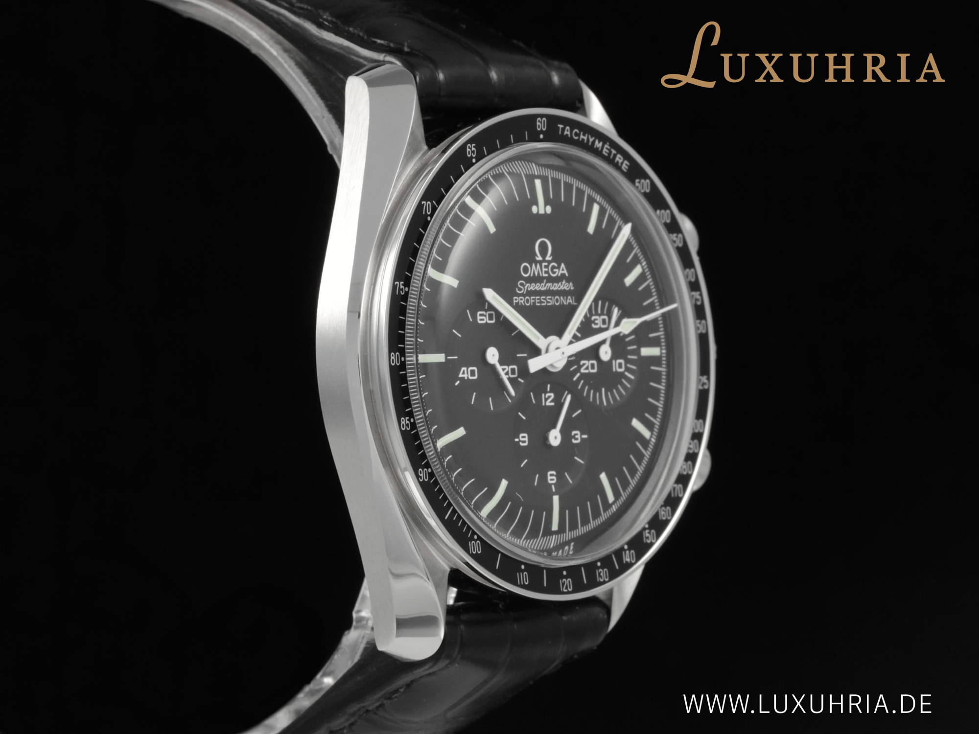 OMEGA-Speedmaster-Professional-3.gif